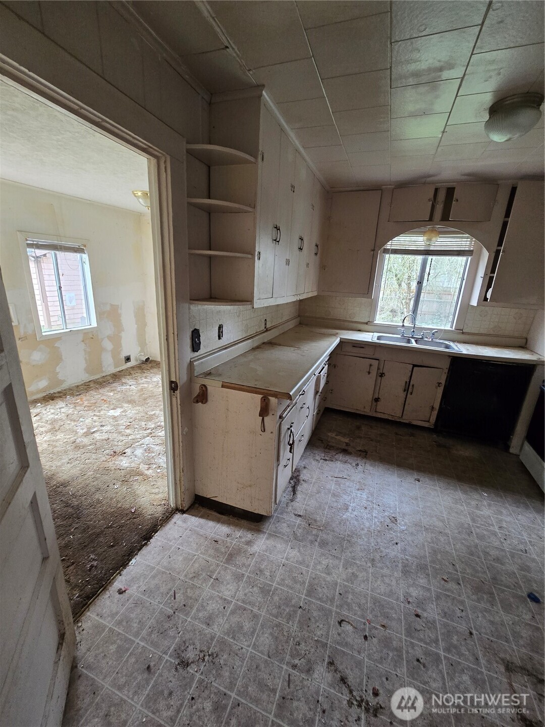 423 LONG Avenue , Kelso, WA 98626