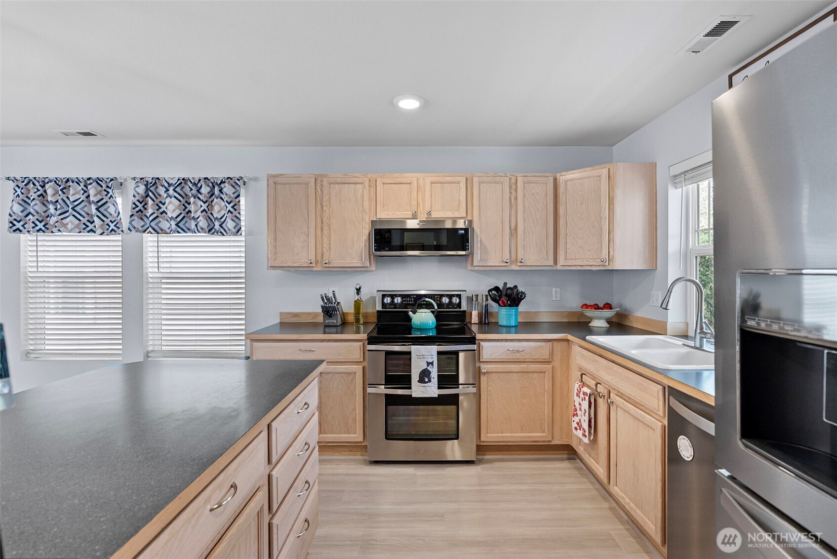 3171 Walker Road , Dupont, WA 98327