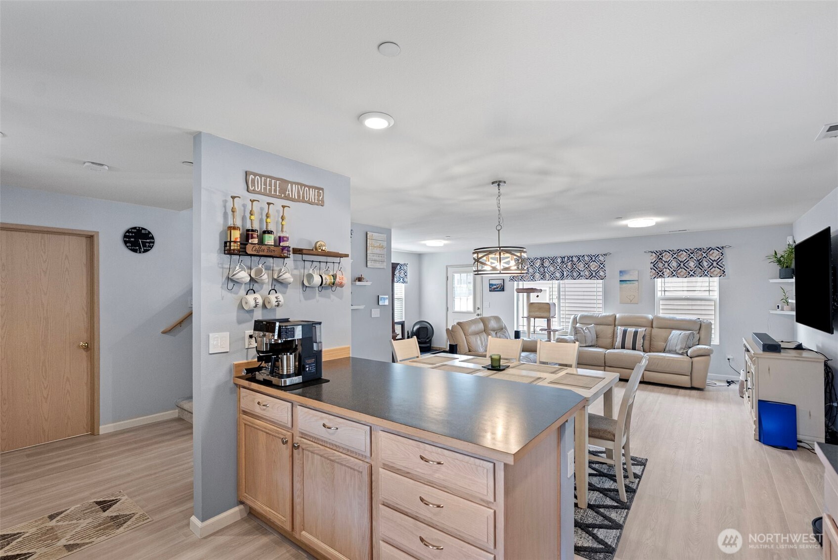 3171 Walker Road , Dupont, WA 98327