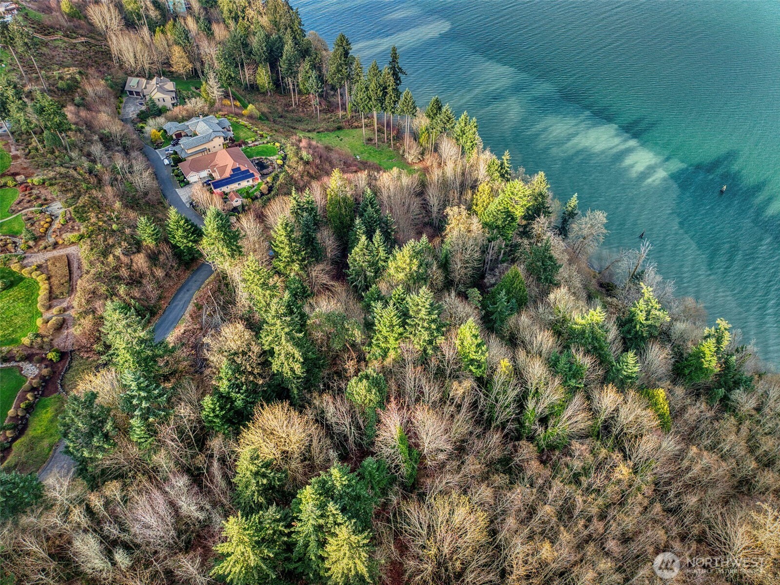 2401 NE Solar View Court , Poulsbo, WA 98345