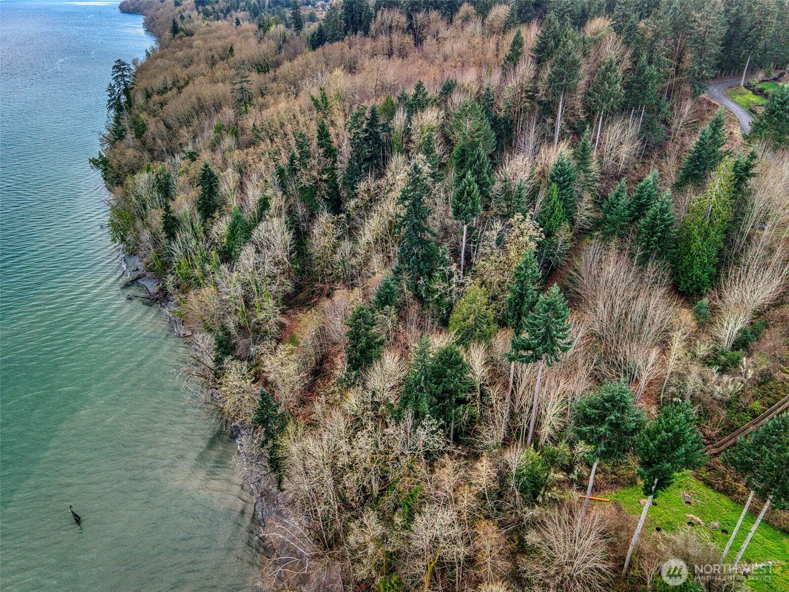 2401 NE Solar View Court , Poulsbo, WA 98345