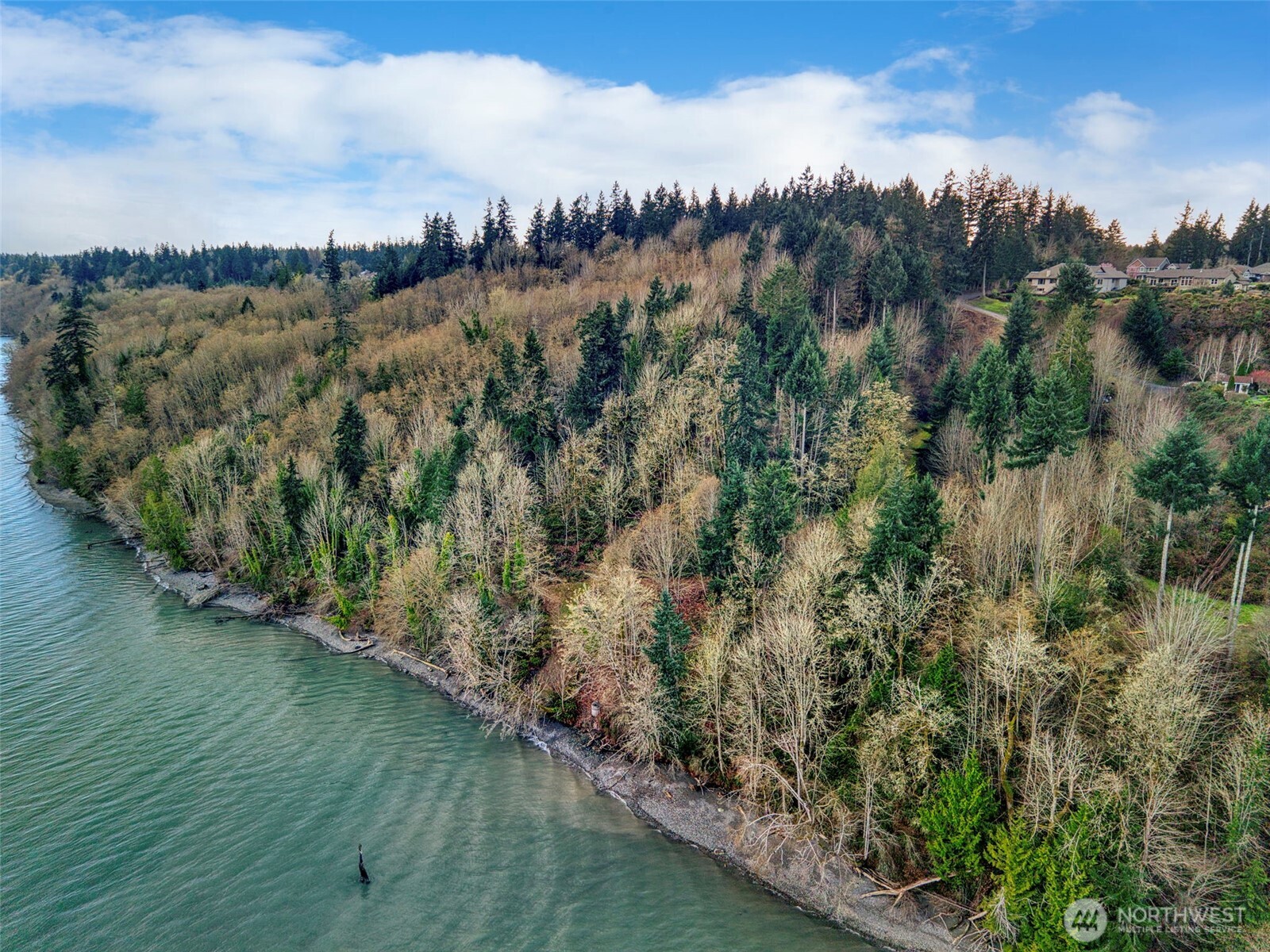 2401 NE Solar View Court , Poulsbo, WA 98345