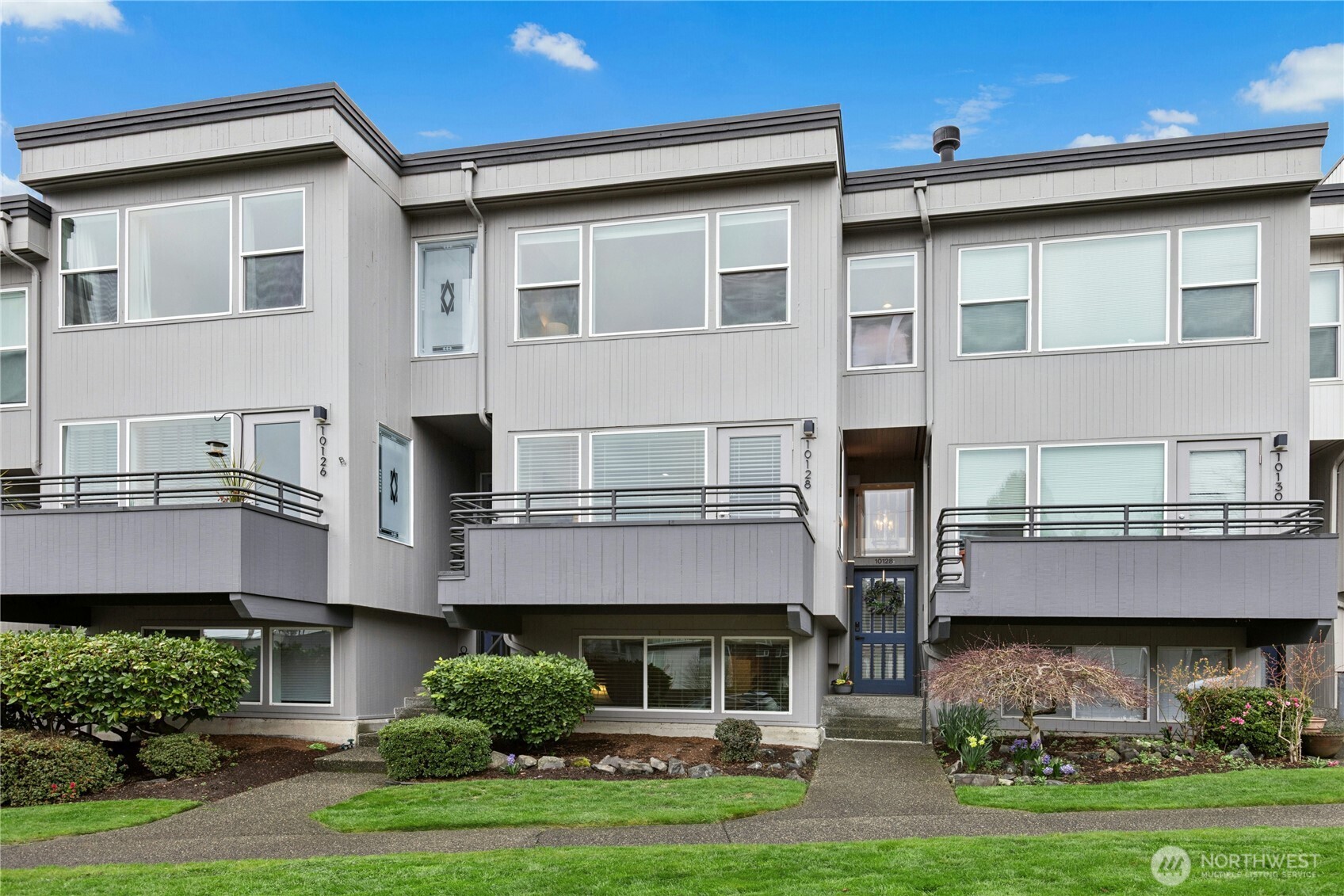 10128 NE 63rd Street , Kirkland, WA 98033