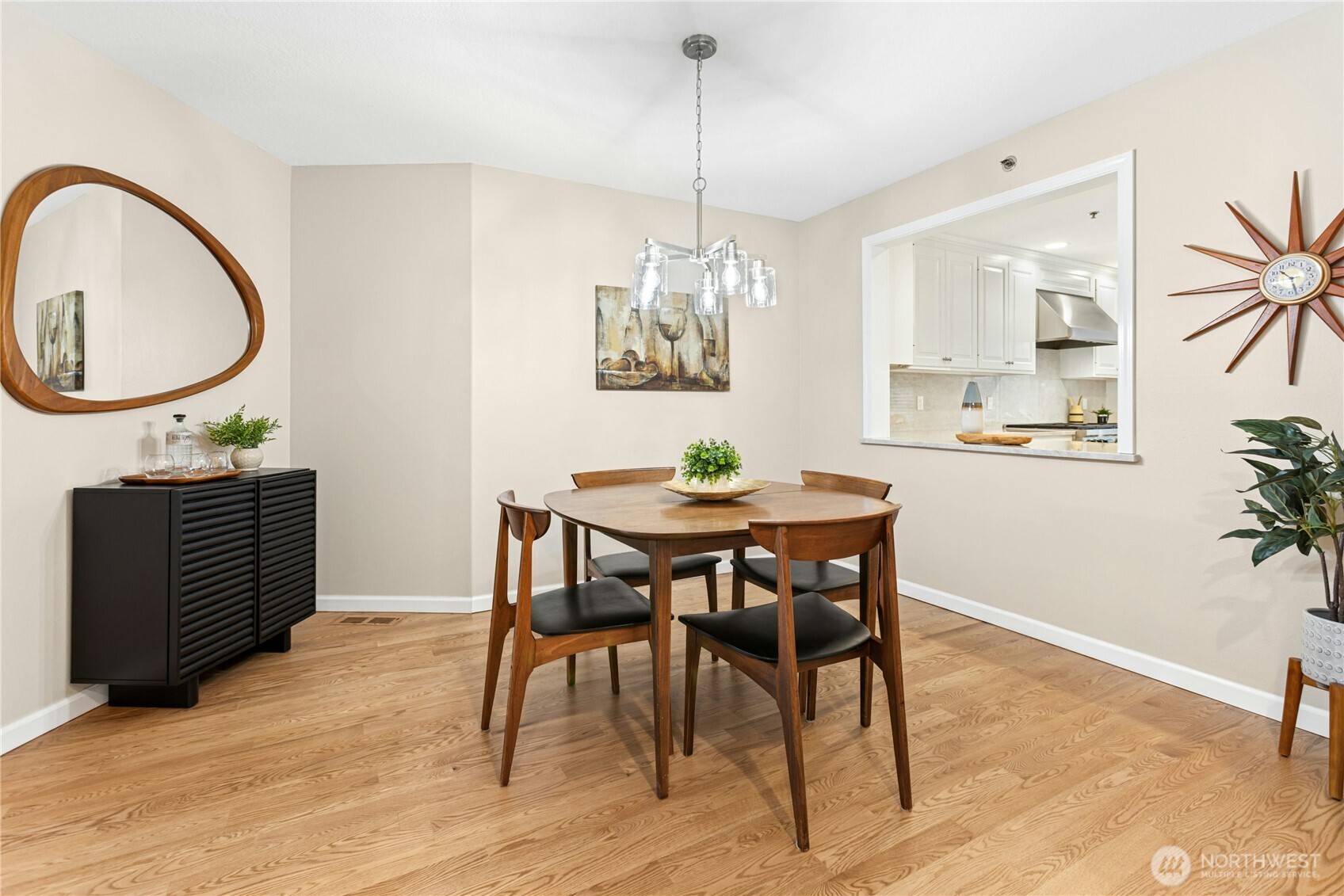 10128 NE 63rd Street , Kirkland, WA 98033