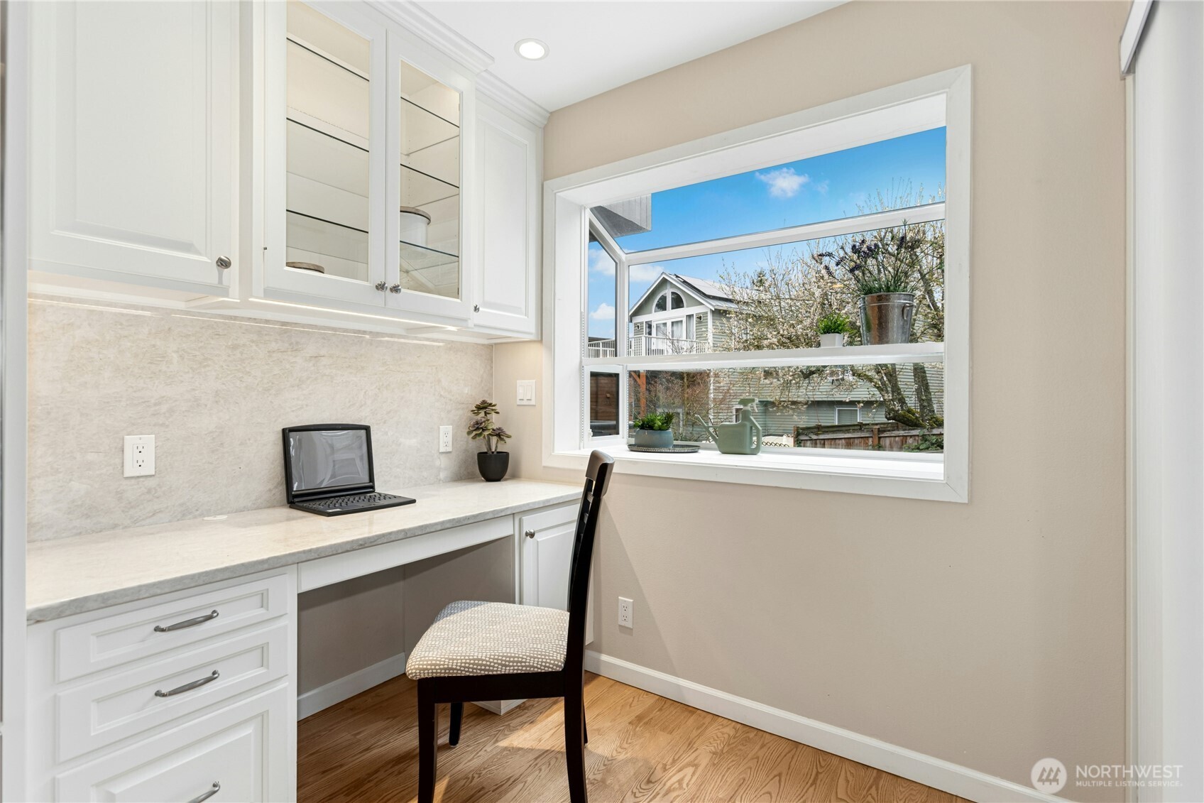 10128 NE 63rd Street , Kirkland, WA 98033