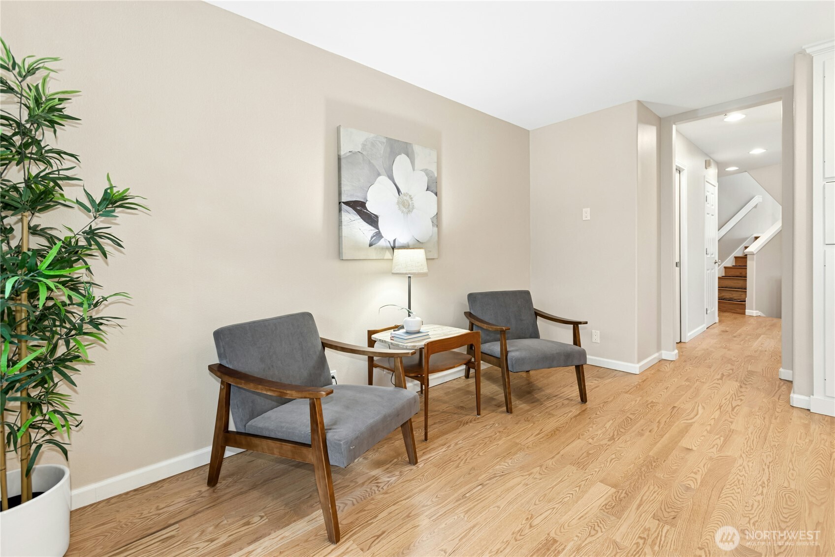 10128 NE 63rd Street , Kirkland, WA 98033