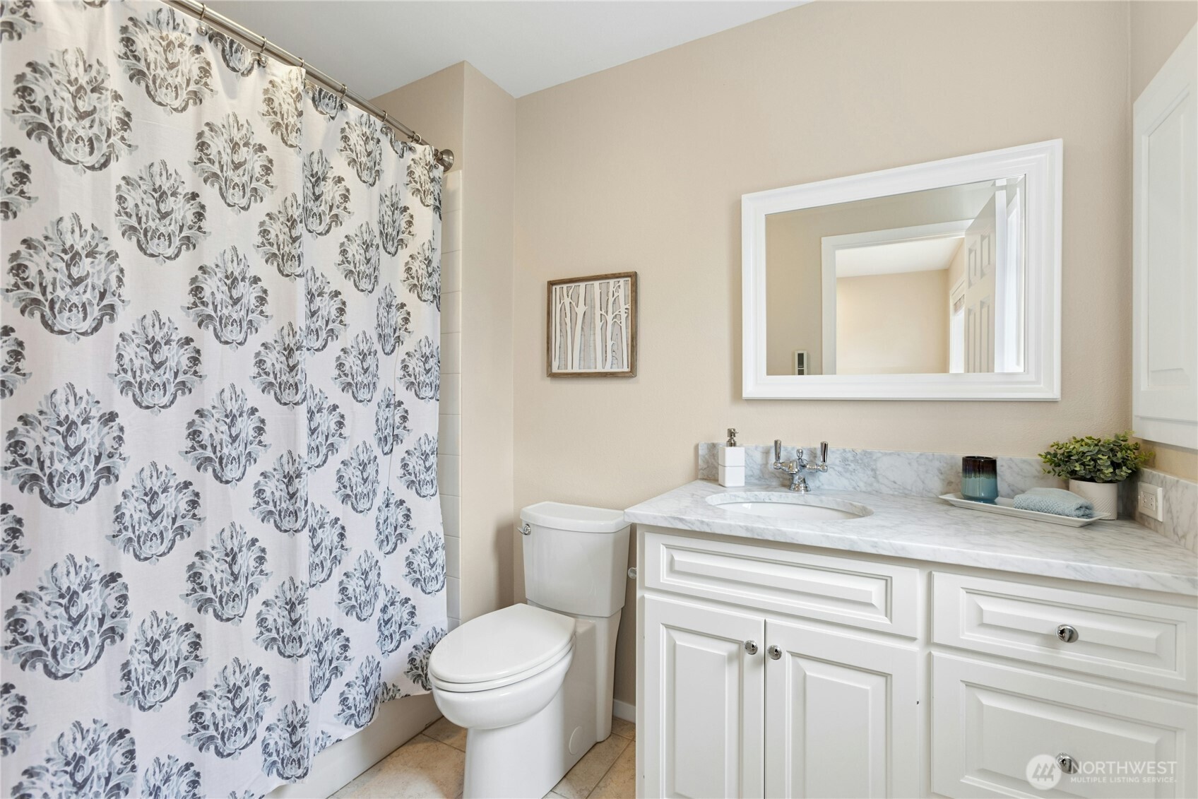 10128 NE 63rd Street , Kirkland, WA 98033