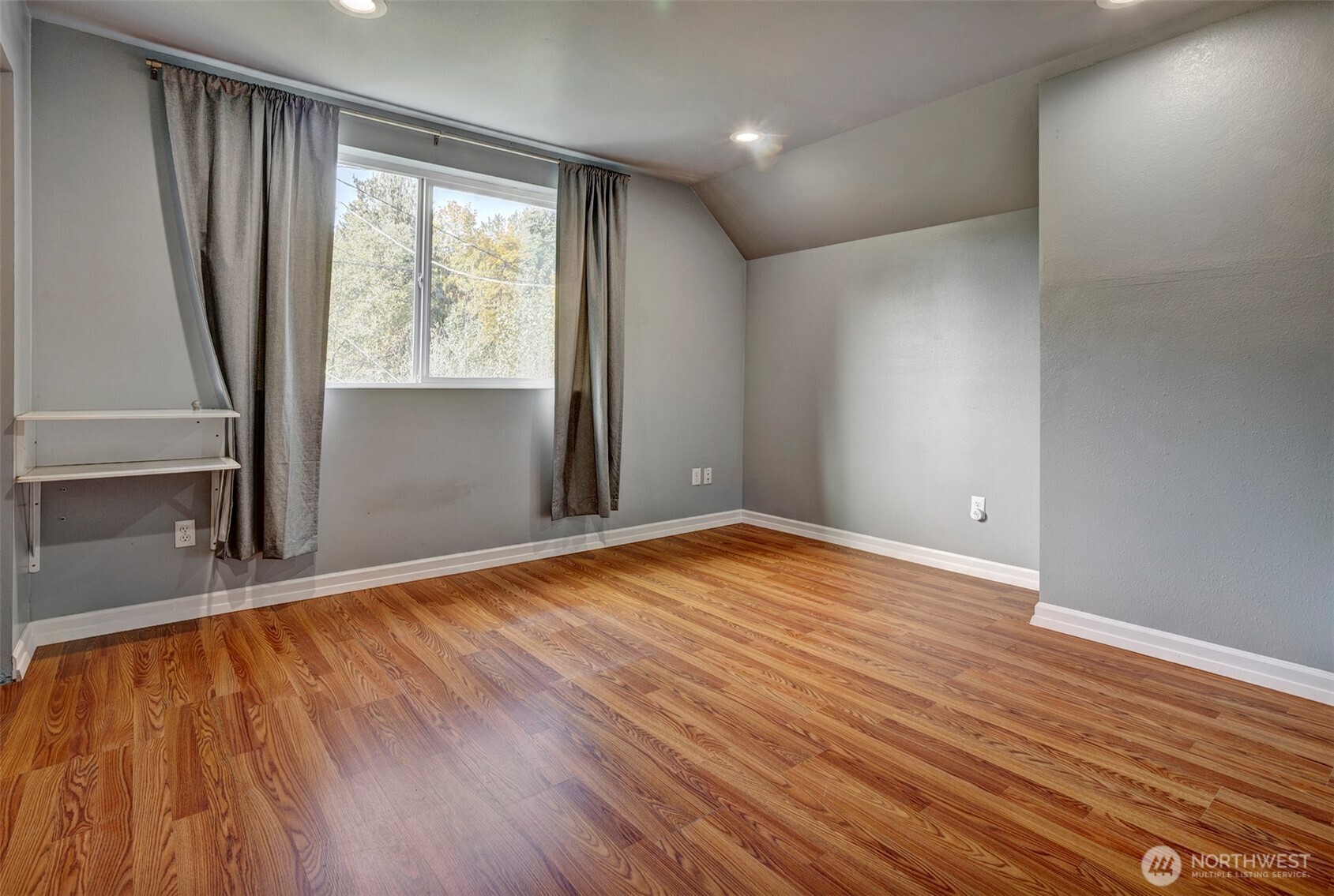 35904 SE 46th Street , Fall City, WA 98024