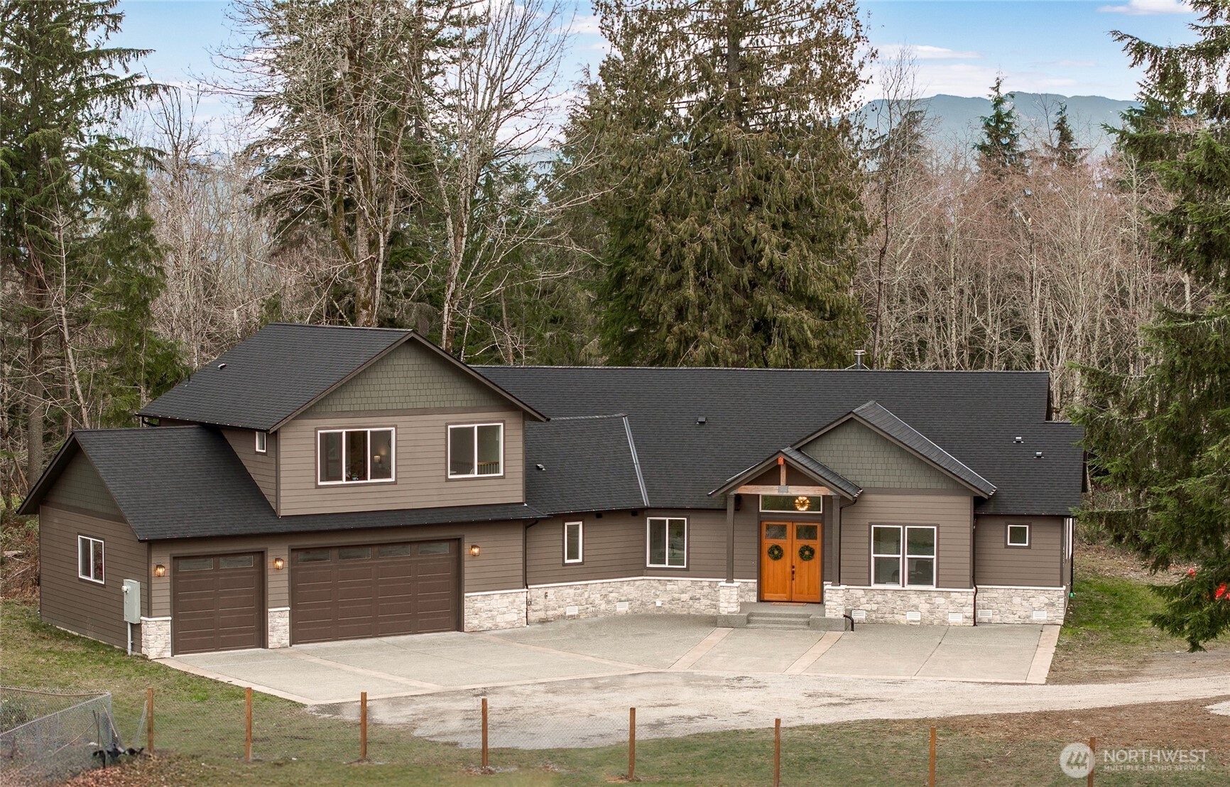 26181 276th Avenue SE, Ravensdale, WA 98051