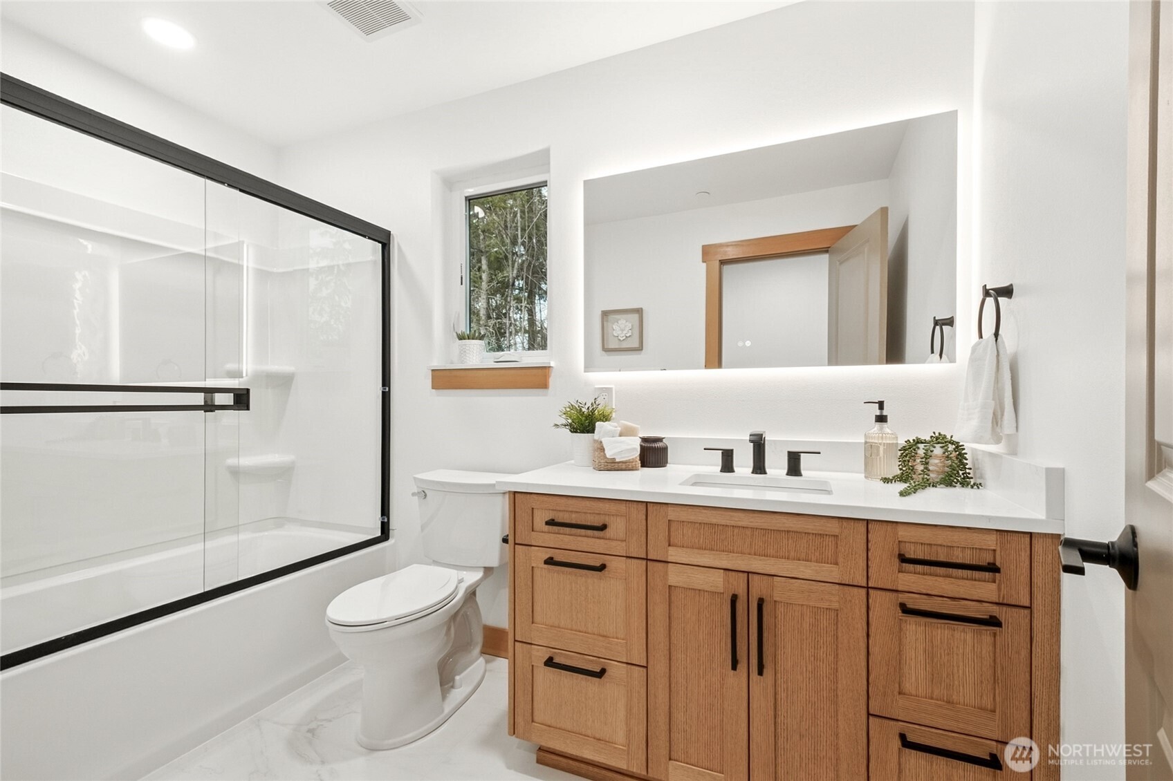 26181 276th Avenue SE, Ravensdale, WA 98051