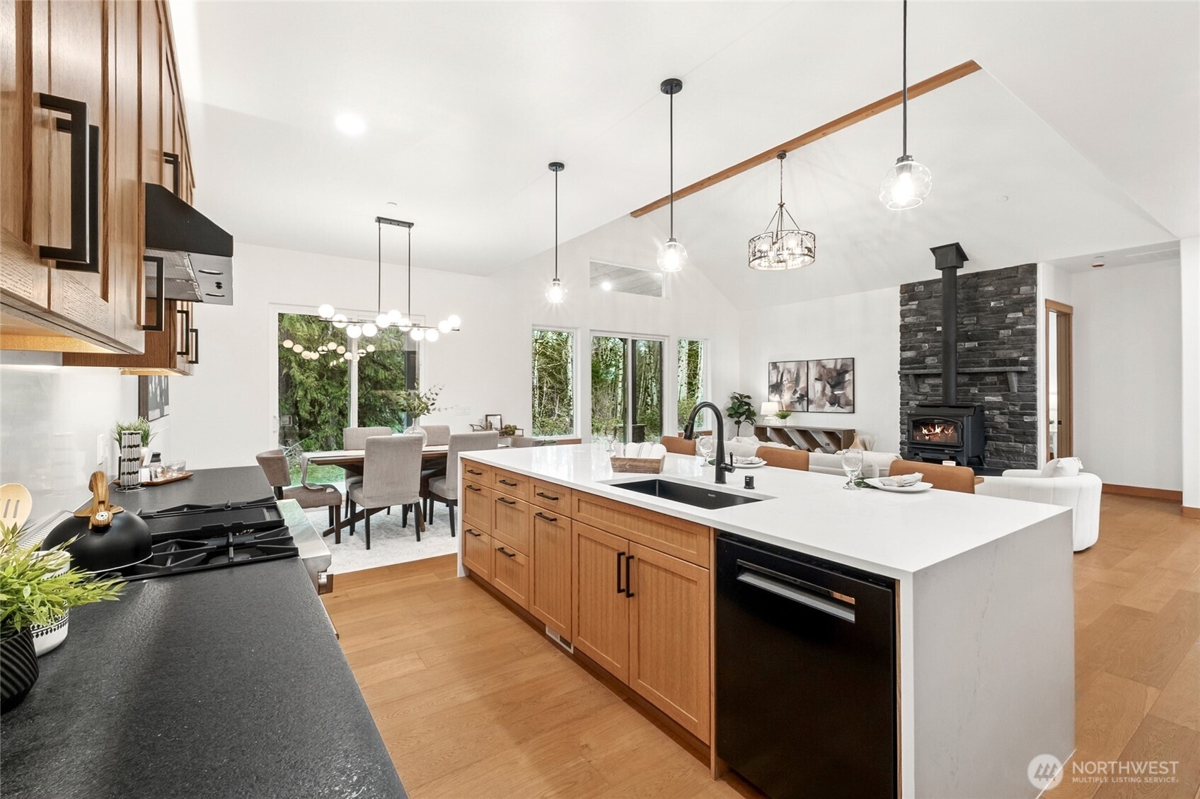 26181 276th Avenue SE, Ravensdale, WA 98051