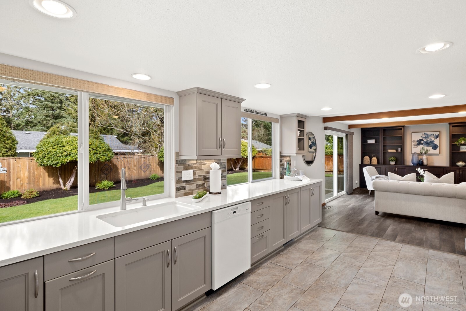 1436 Evergreen Place , Fircrest, WA 98466