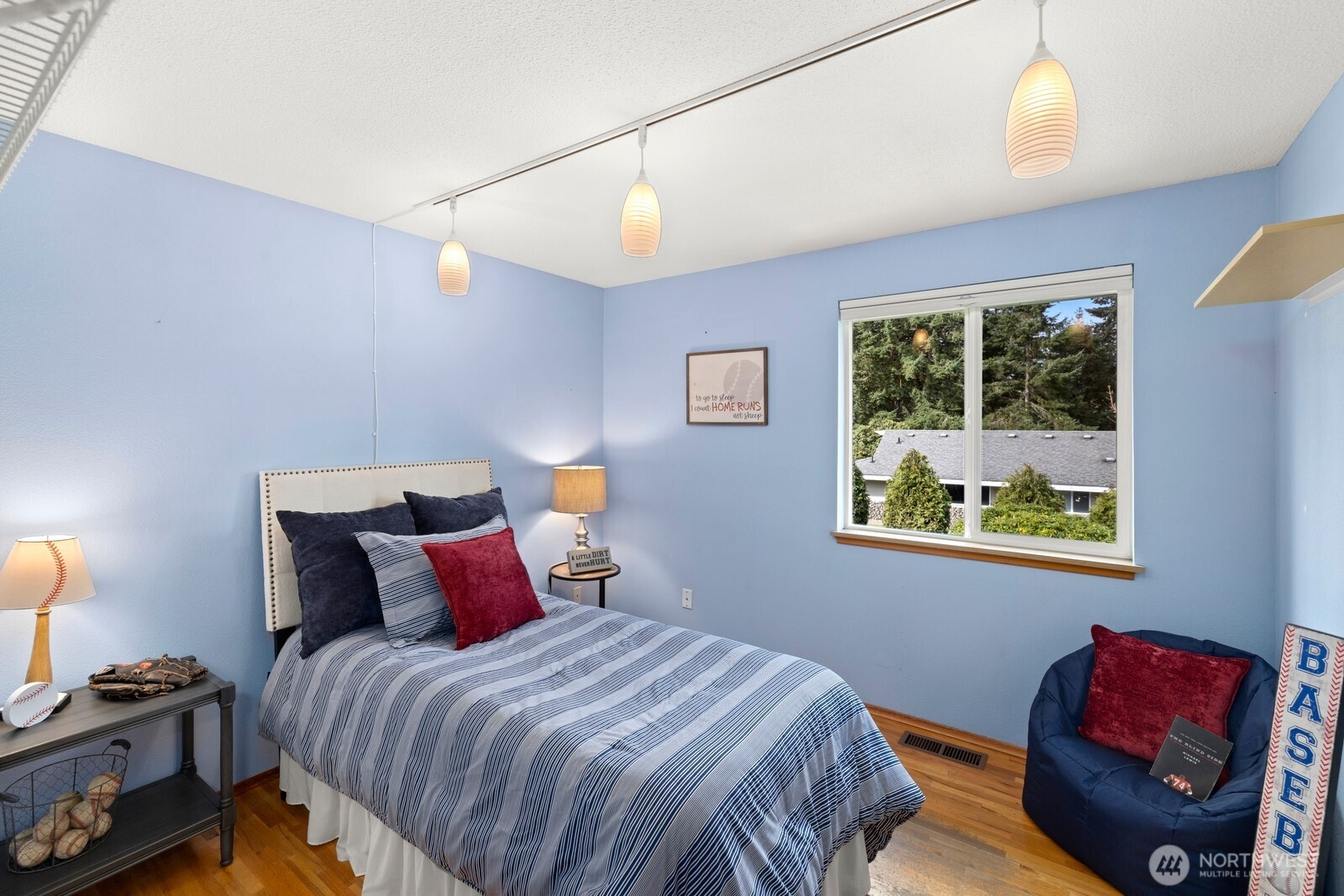 1436 Evergreen Place , Fircrest, WA 98466