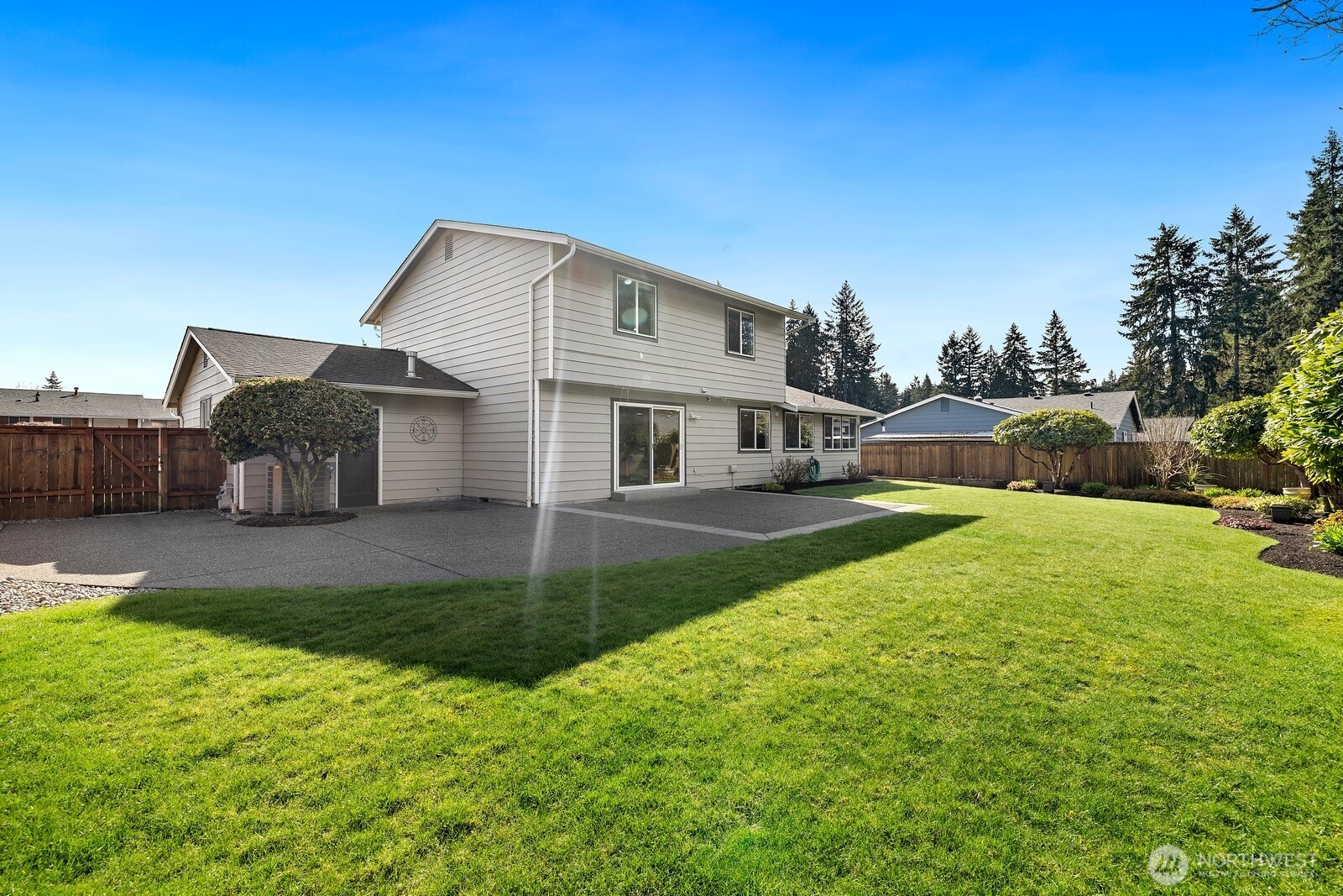 1436 Evergreen Place , Fircrest, WA 98466