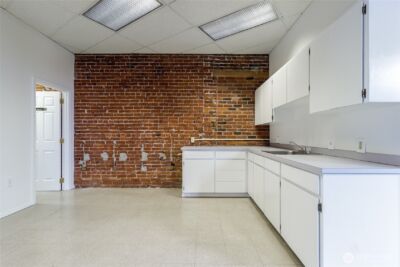 38 E Main Street #211, Walla Walla, WA 99362 - Photo 9