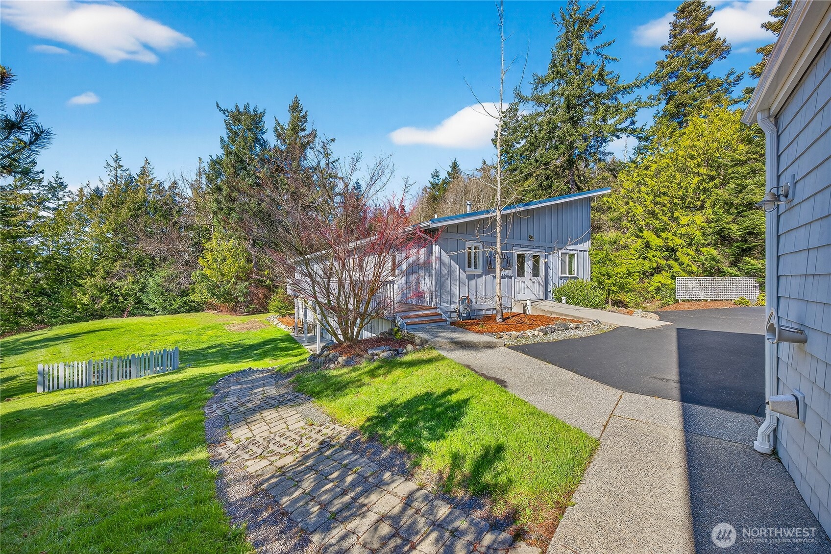 8651 Turners Bay Place , Anacortes, WA 98221
