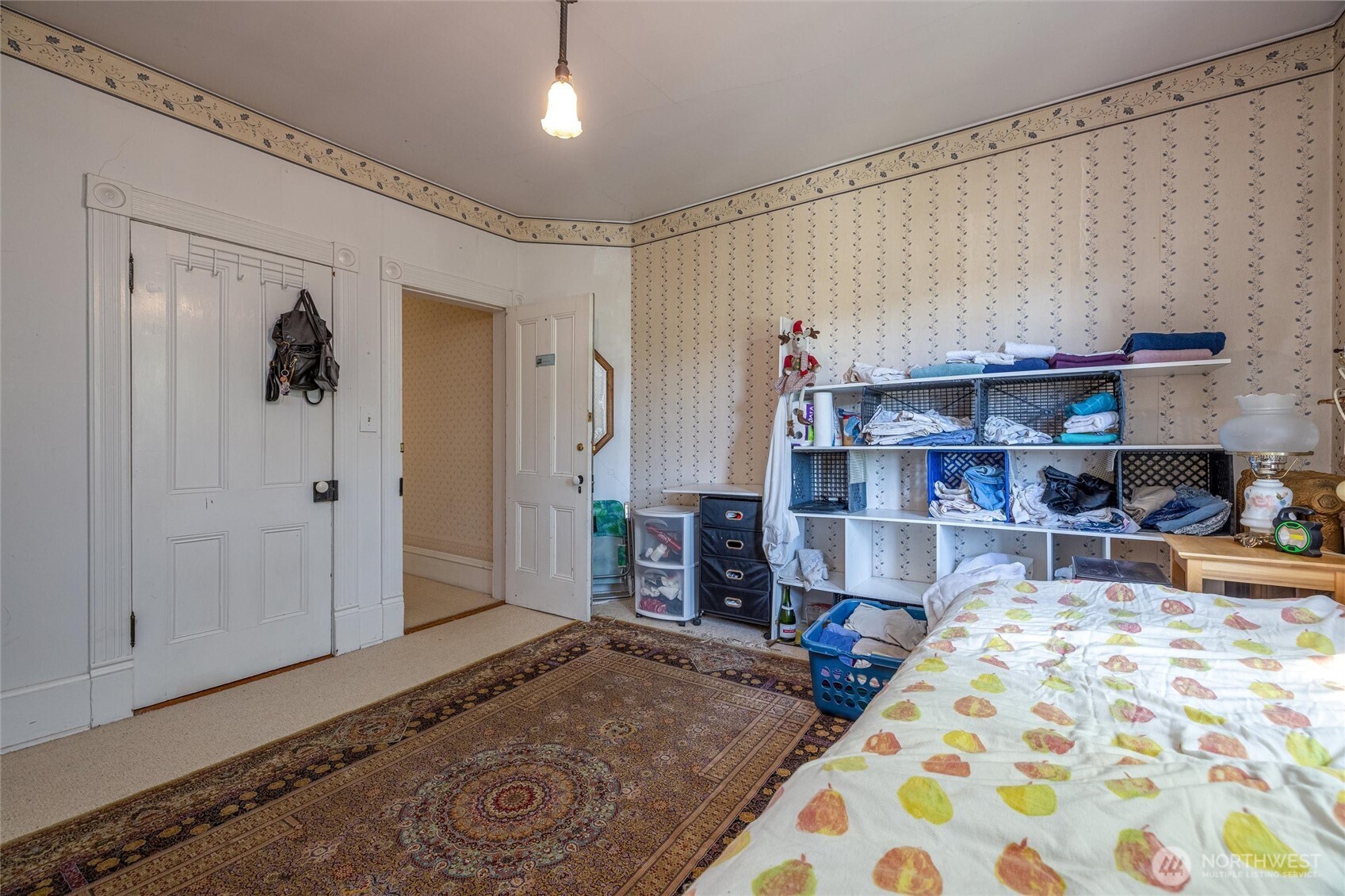 602 N Main Street , Coupeville, WA 98239