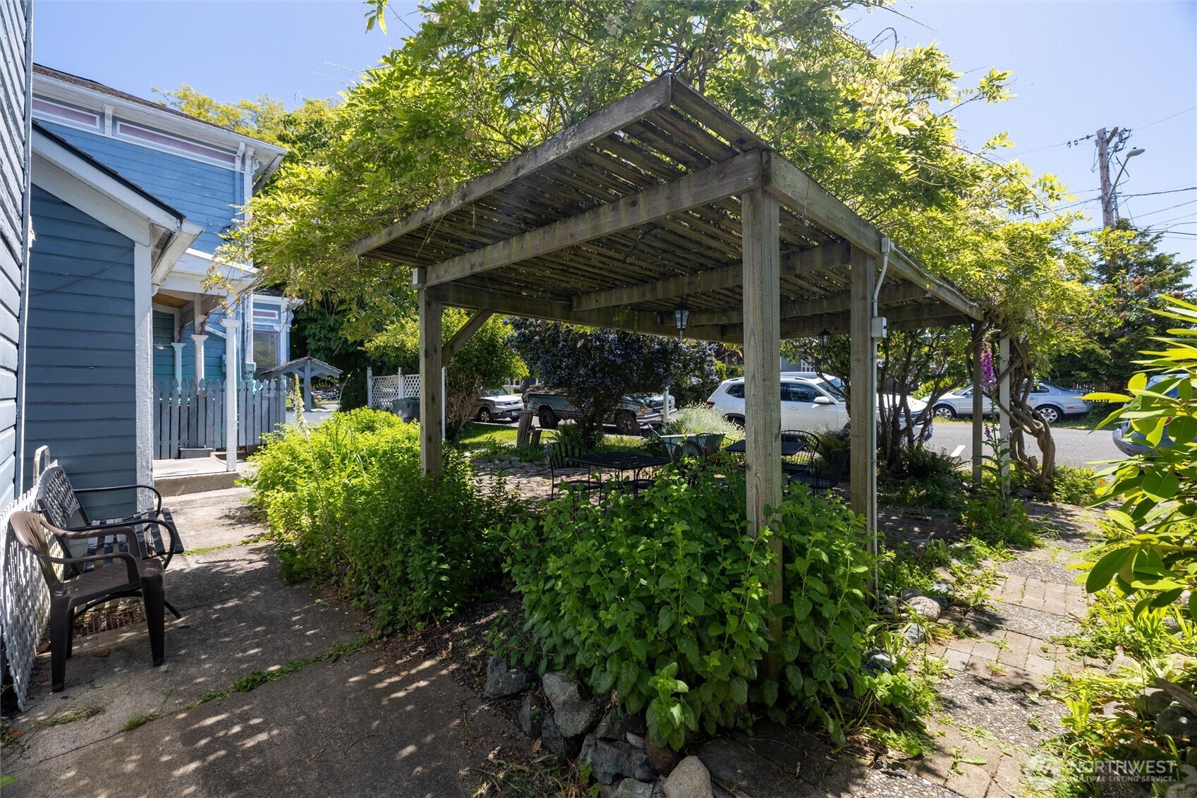 602 N Main Street , Coupeville, WA 98239