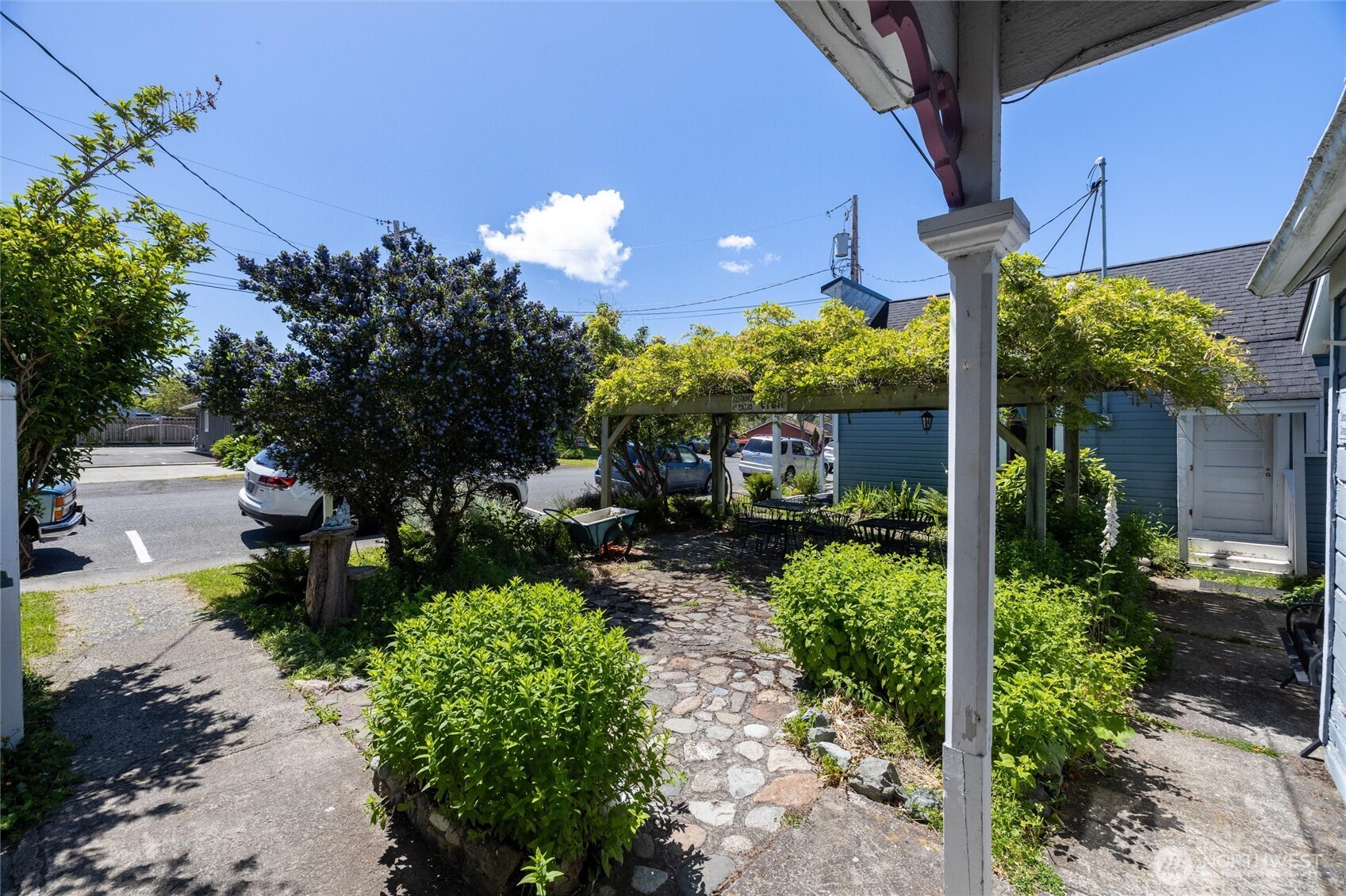 602 N Main Street , Coupeville, WA 98239