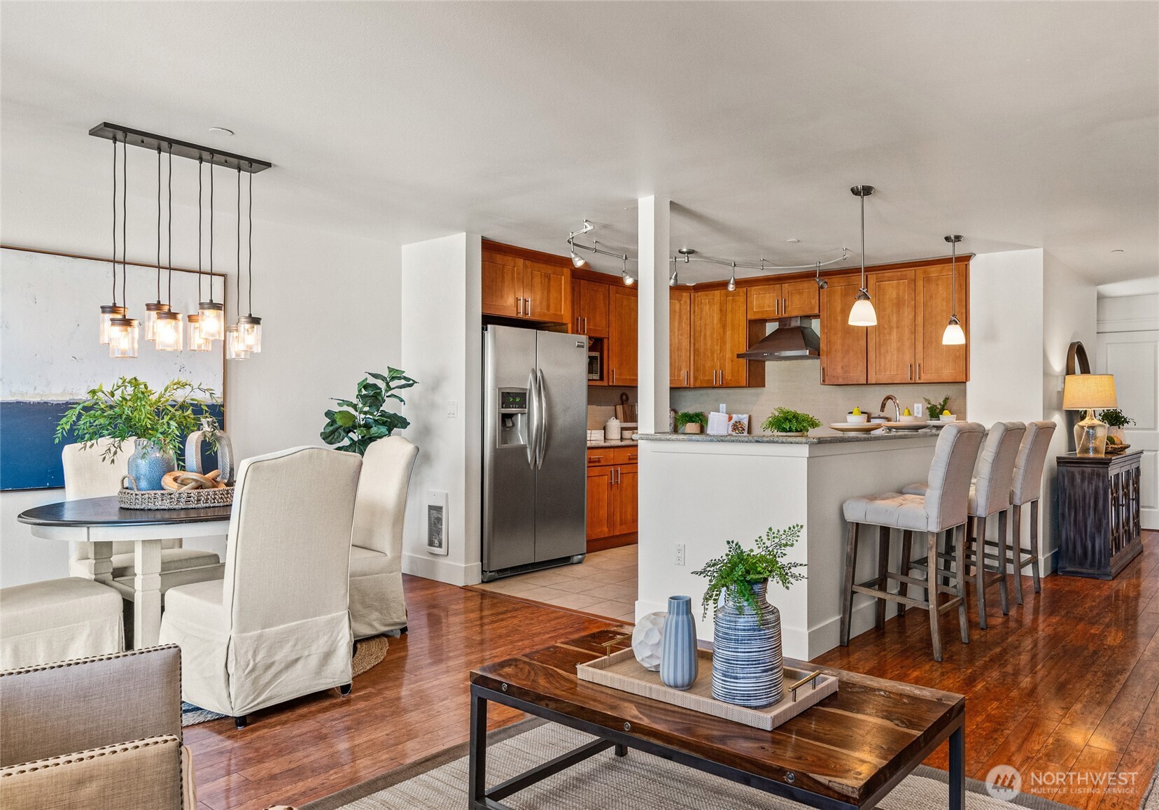 3212 81st Place SE #C301, Mercer Island, WA 98040