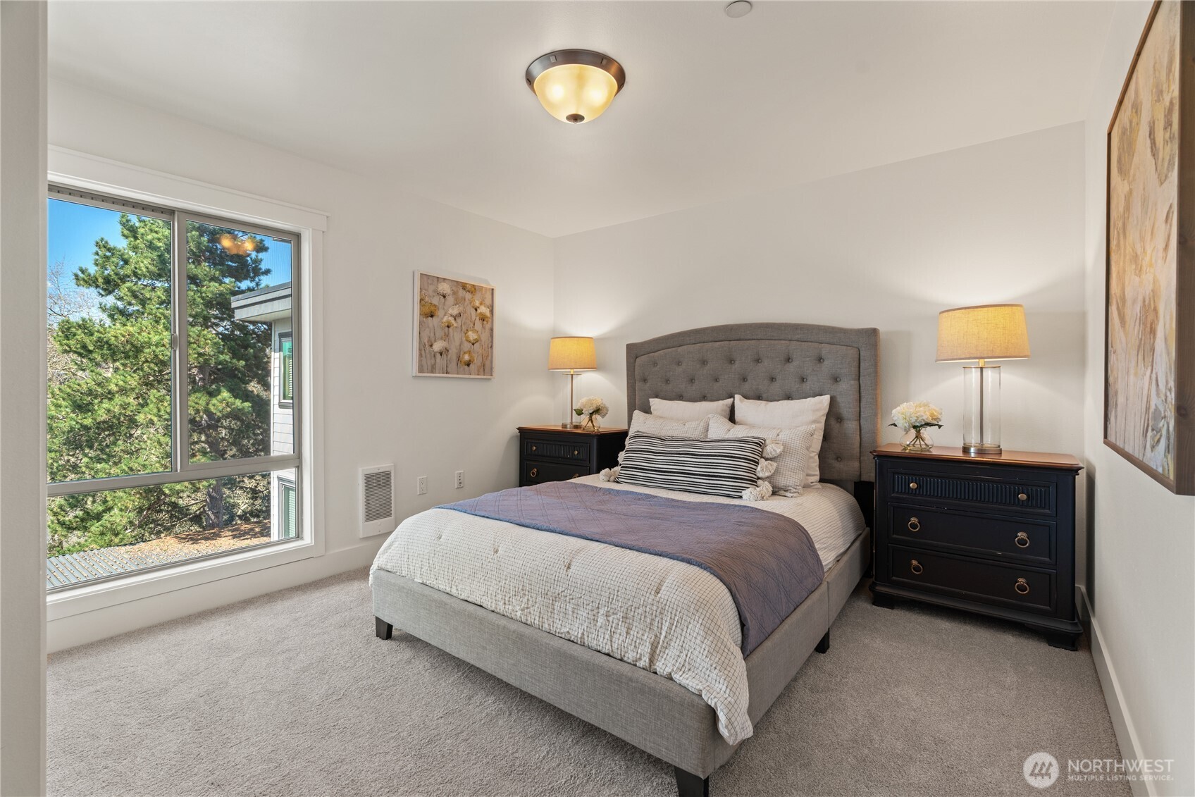 3212 81st Place SE #C301, Mercer Island, WA 98040