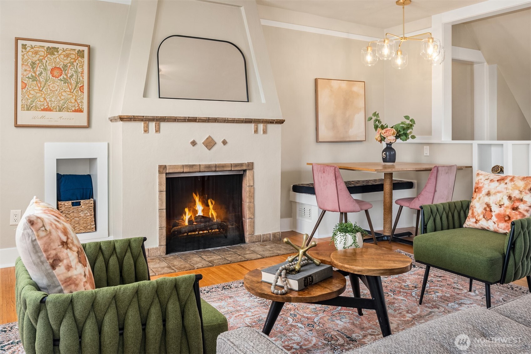 5111 S Hudson Street , Seattle, WA 98118