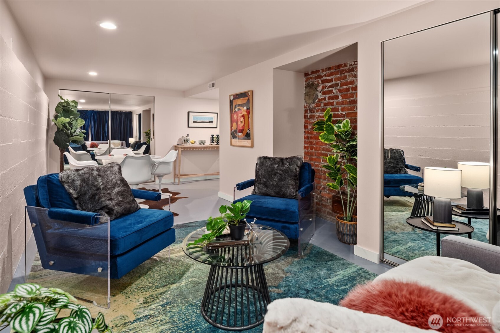 5111 S Hudson Street , Seattle, WA 98118