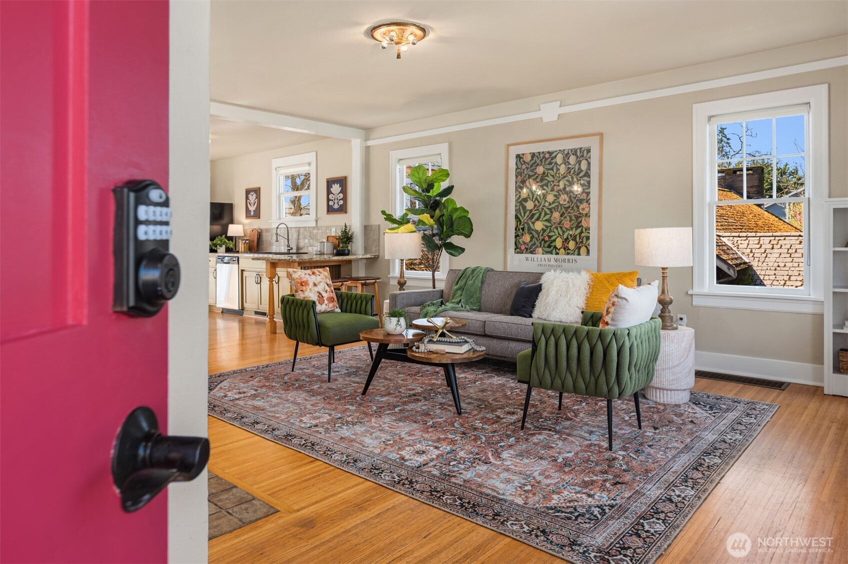 5111 S Hudson Street , Seattle, WA 98118