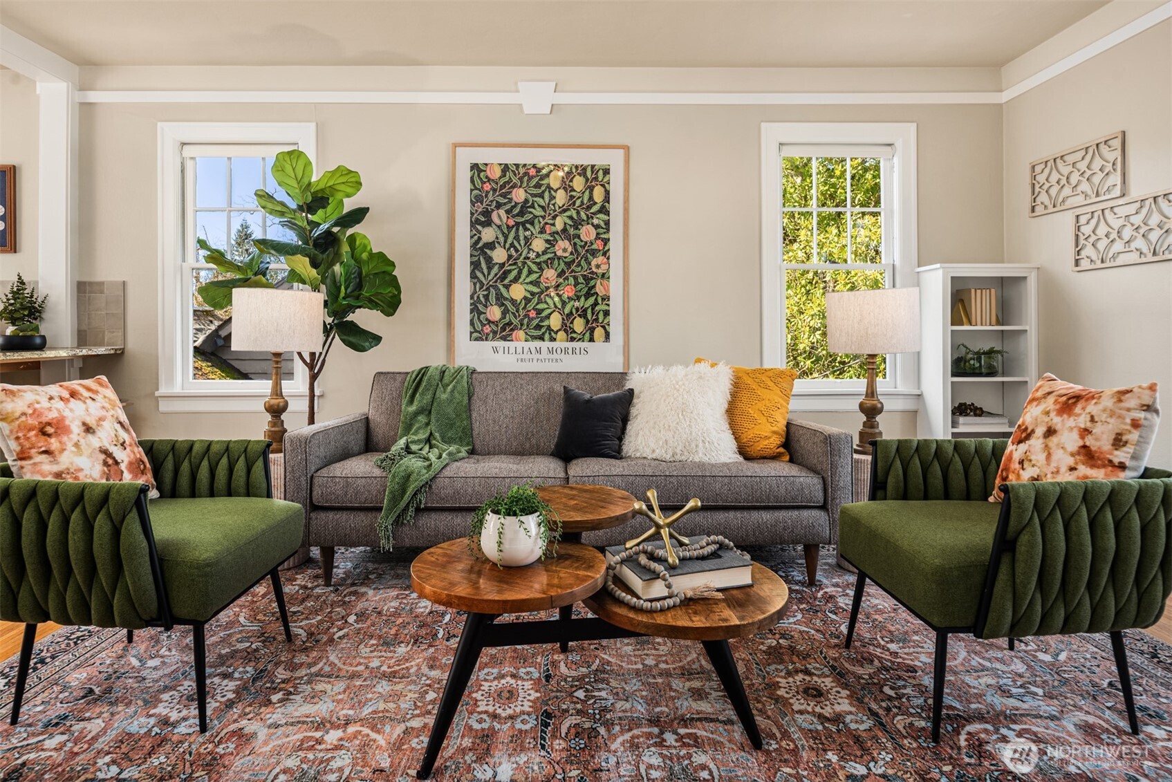 5111 S Hudson Street , Seattle, WA 98118