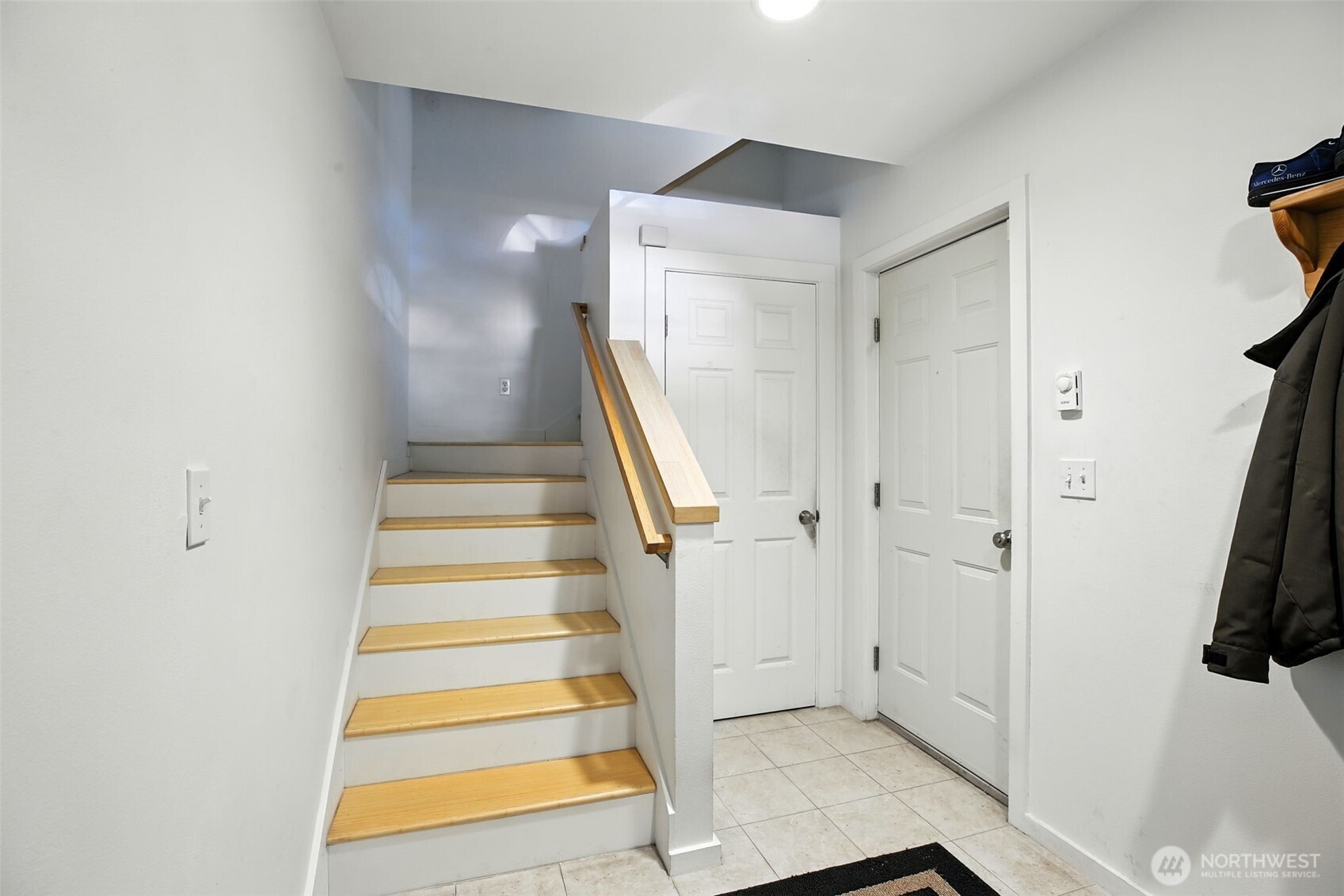 18872 Augusta Avenue NE, Suquamish, WA 98392