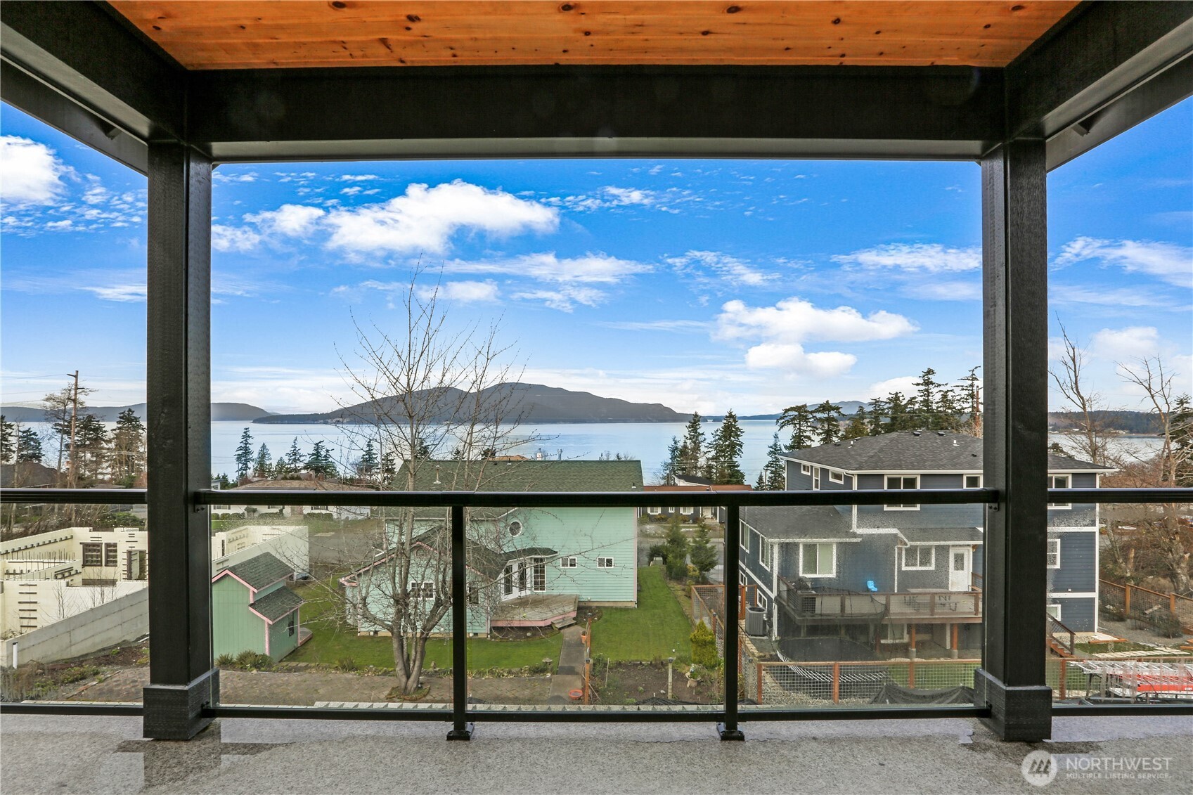 3706 W 3rd Street , Anacortes, WA 98221