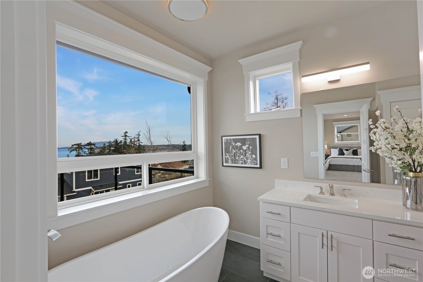 3706 W 3rd Street , Anacortes, WA 98221