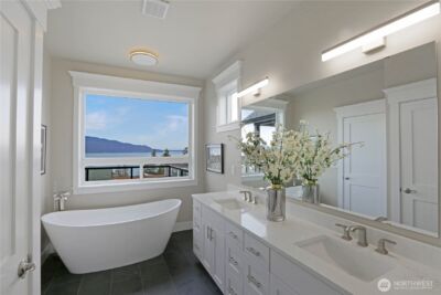 3706 W 3rd Street , Anacortes, WA 98221 - Photo 37