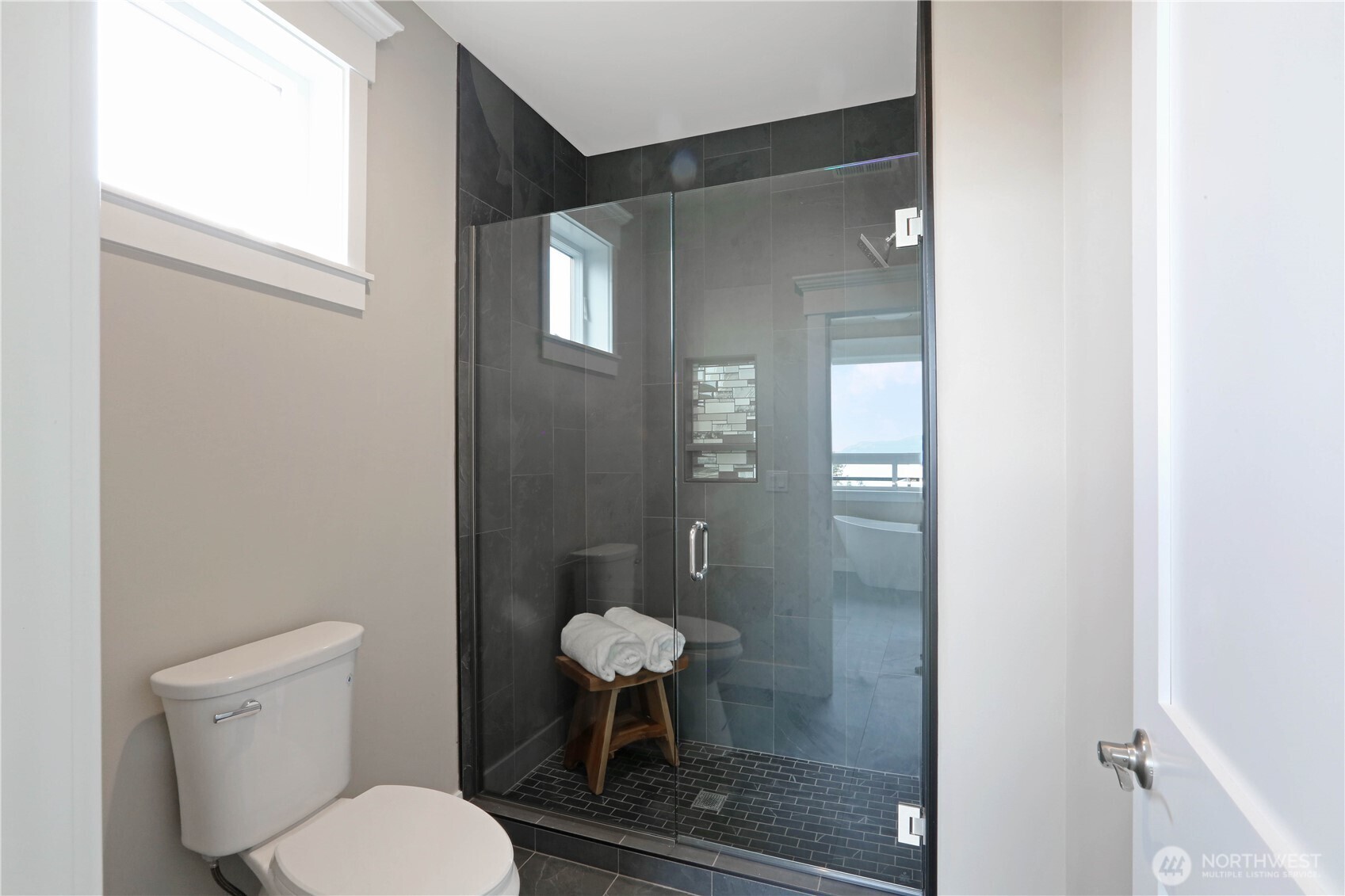 3706 W 3rd Street , Anacortes, WA 98221