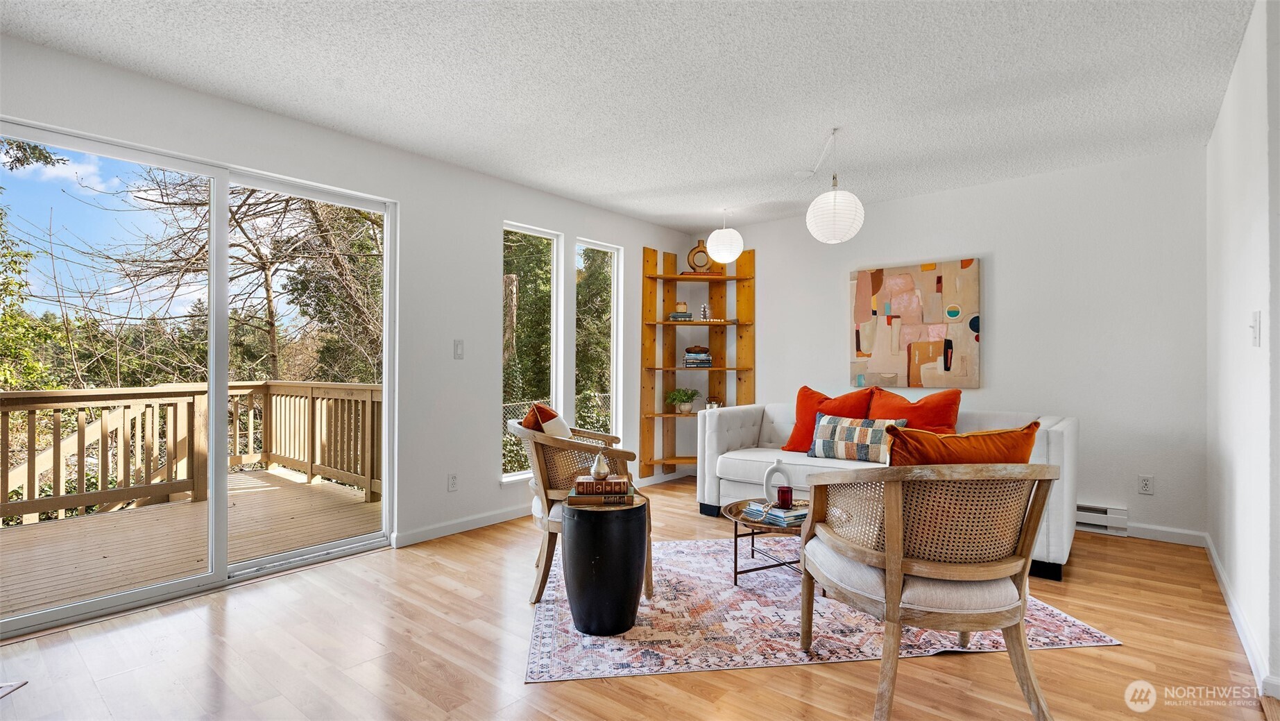 152 SW 200th Street , Normandy Park, WA 98166