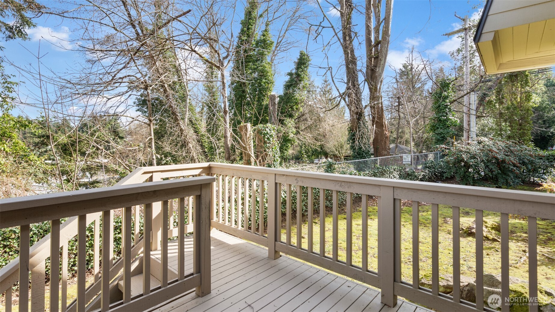 152 SW 200th Street , Normandy Park, WA 98166