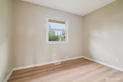 22404 58th Avenue W, Mountlake Terrace, WA 98043-3802 - Photo 14