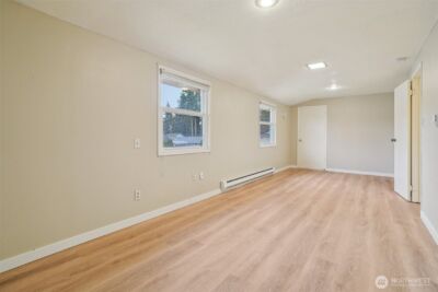 22404 58th Avenue W, Mountlake Terrace, WA 98043-3802 - Photo 21