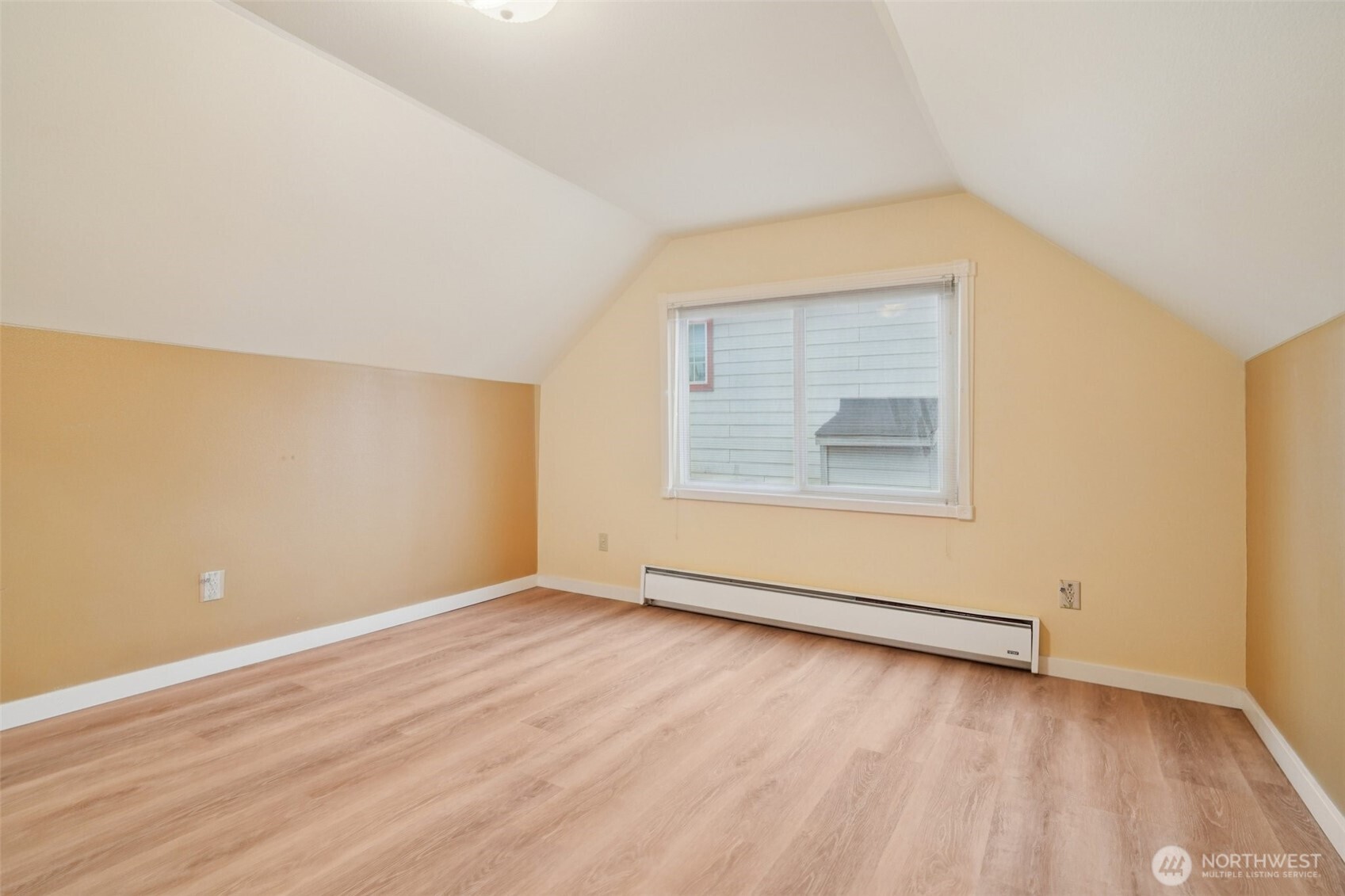 22404 58th Avenue W, Mountlake Terrace, WA 98043-3802