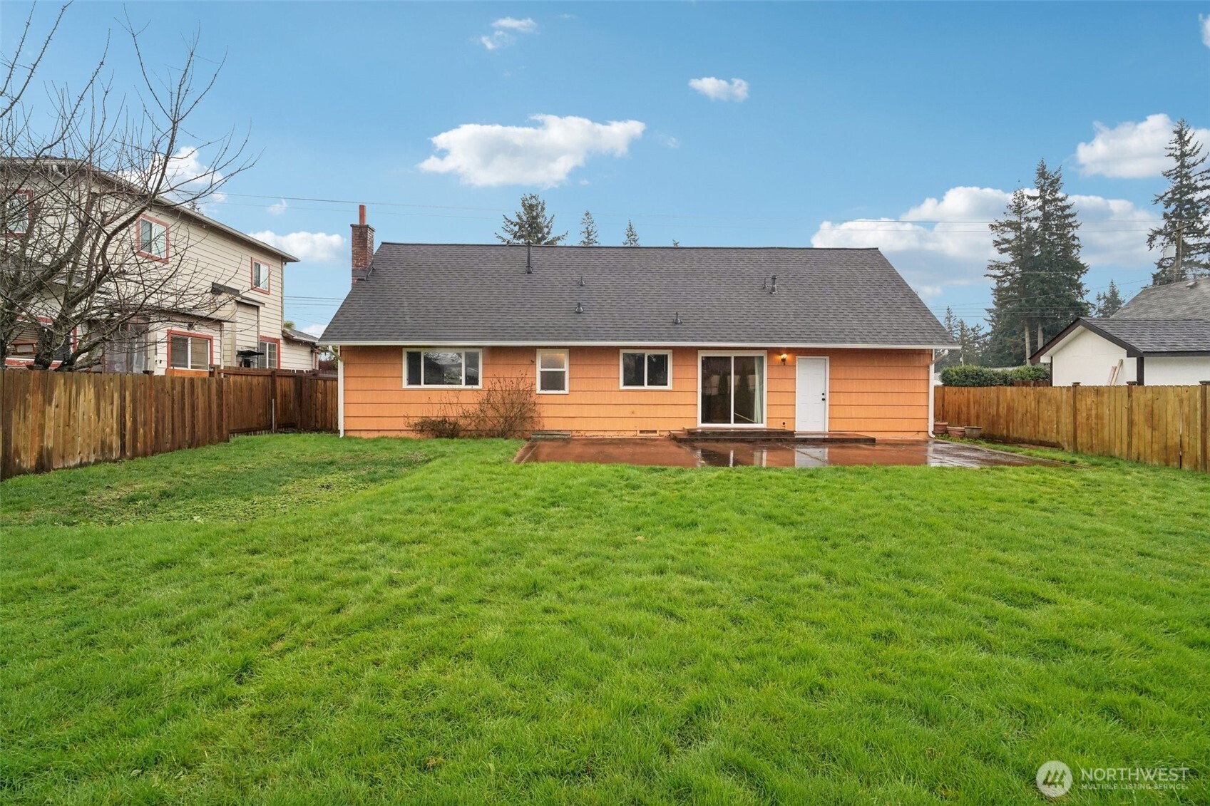 22404 58th Avenue W, Mountlake Terrace, WA 98043-3802