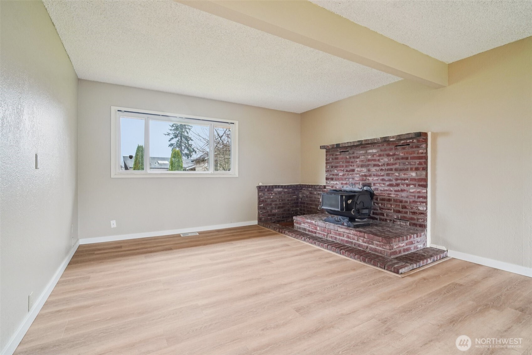 22404 58th Avenue W, Mountlake Terrace, WA 98043-3802