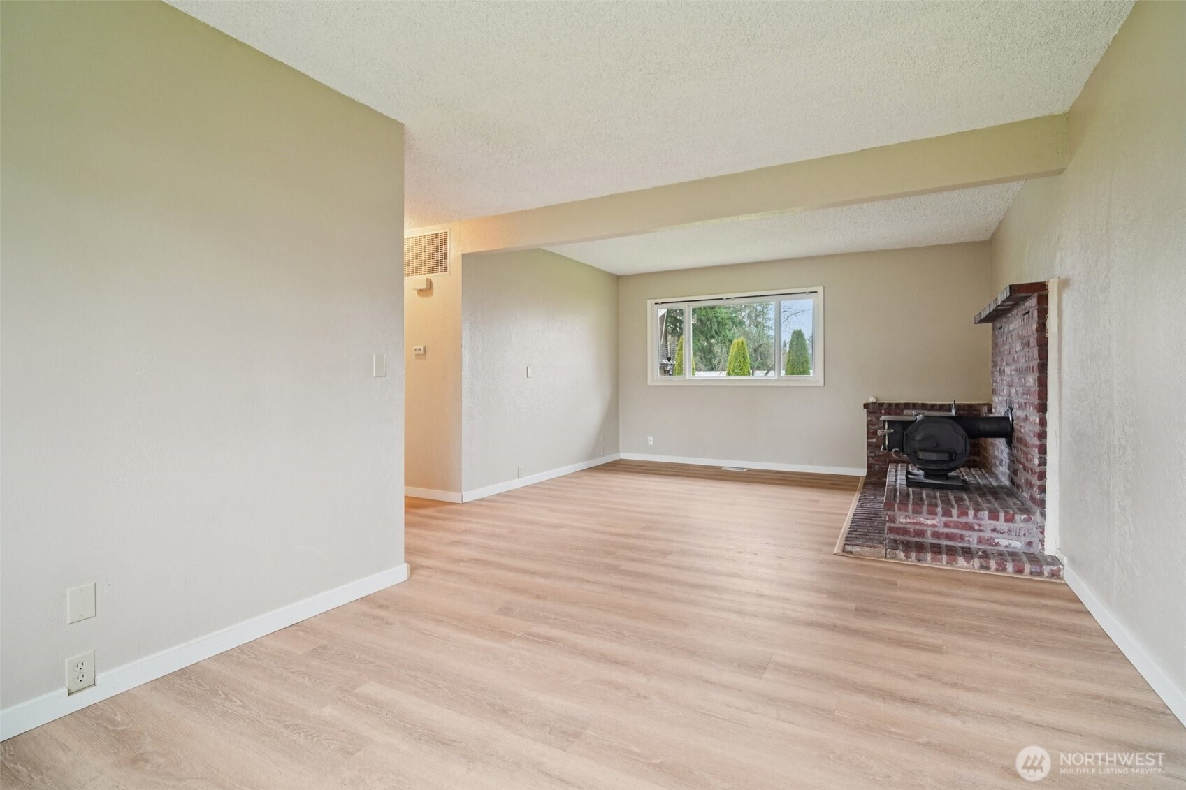 22404 58th Avenue W, Mountlake Terrace, WA 98043-3802