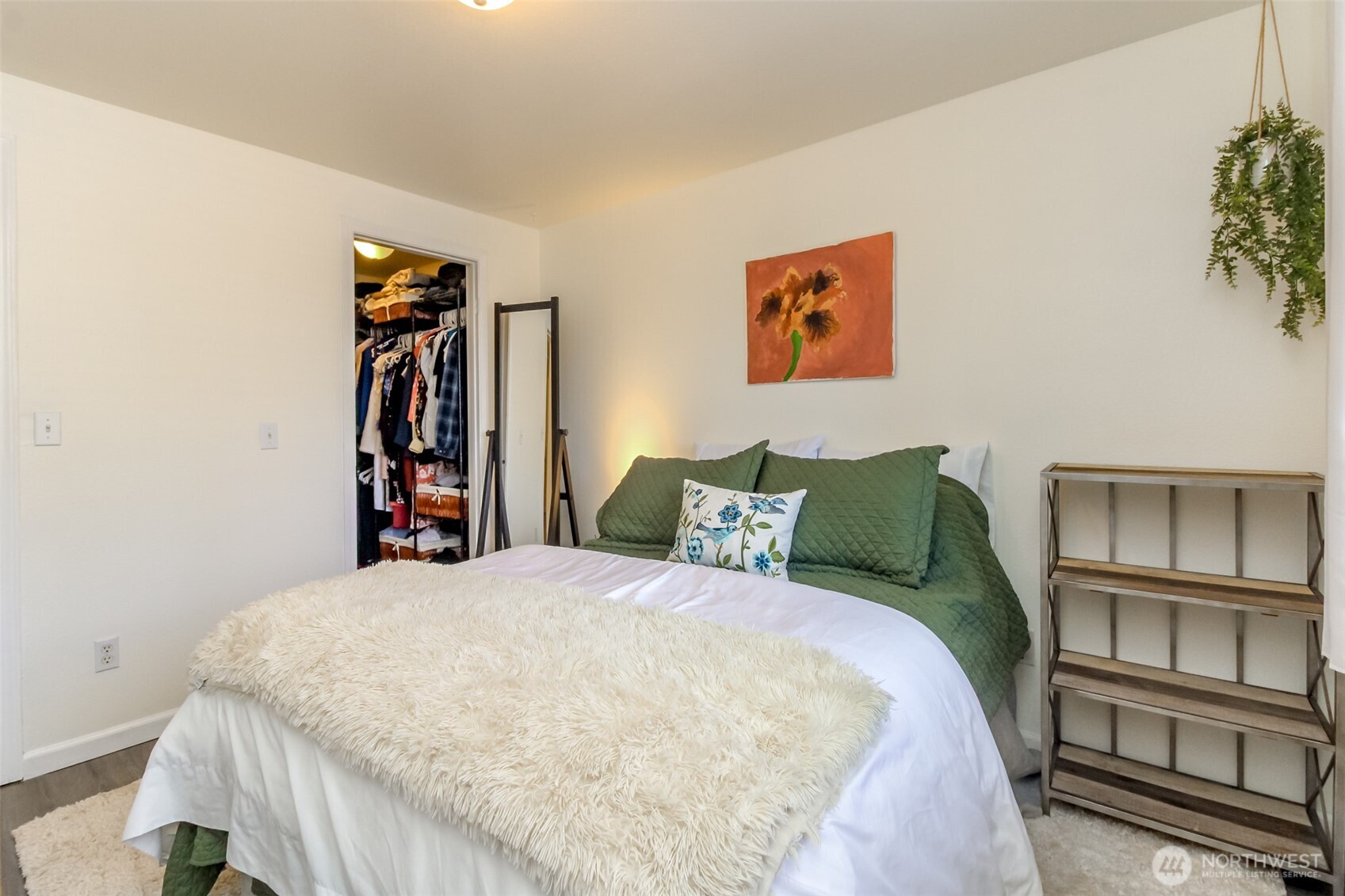 22810 30th Avenue S #C203, Des Moines, WA 98198