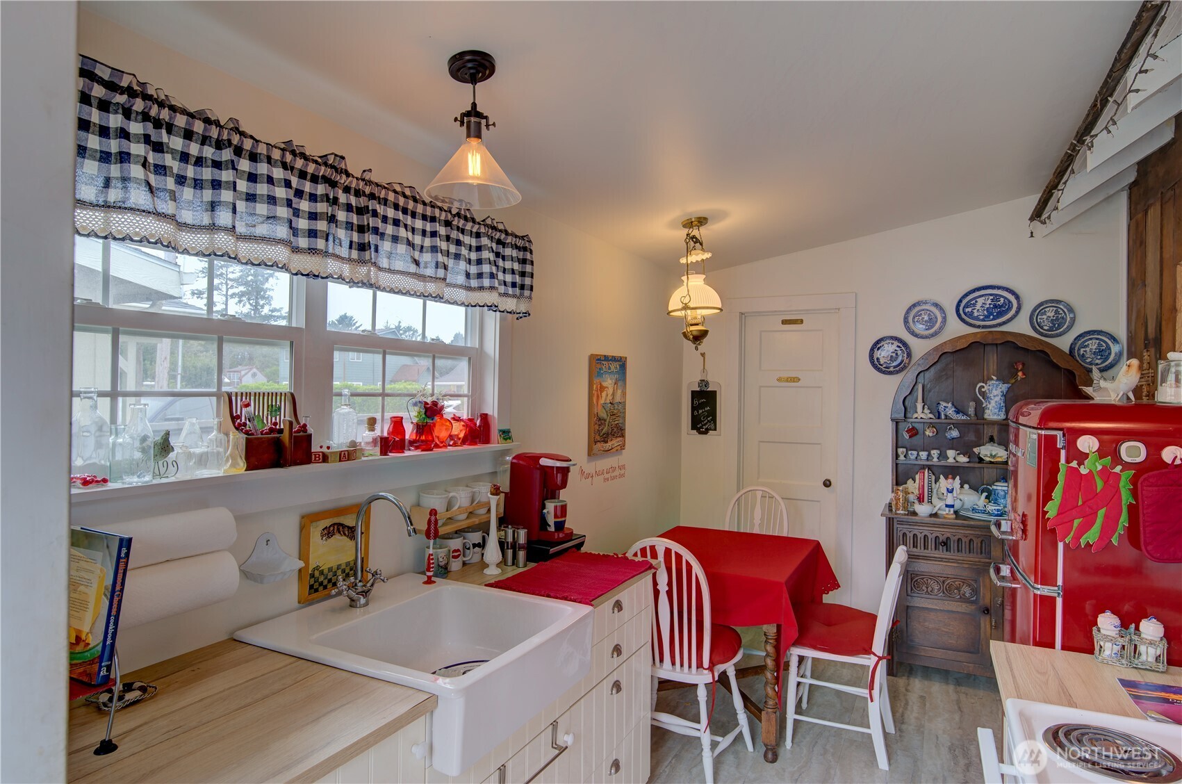 26309 Vernon Avenue , Ocean Park, WA 98640