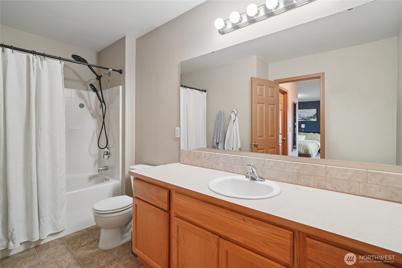 14921 Mountain View Court SE, Yelm, WA 98597