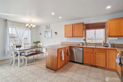 14921 Mountain View Court SE, Yelm, WA 98597 - Photo 5