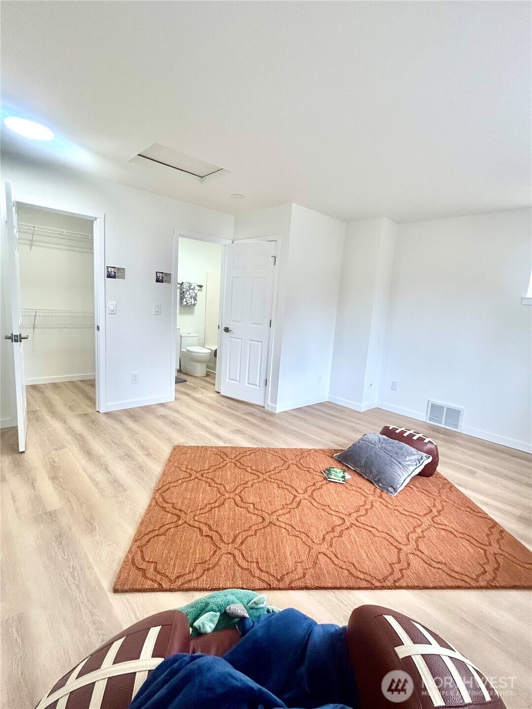 5104 SW 154th street SW Street , Edmonds, WA 98026-4444