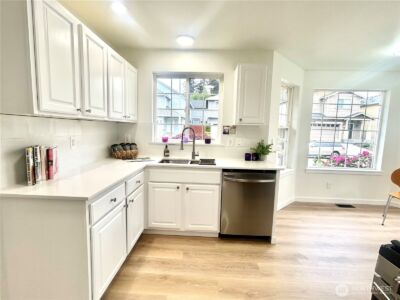 5104 SW 154th street SW Street , Edmonds, WA 98026-4444 - Photo 8