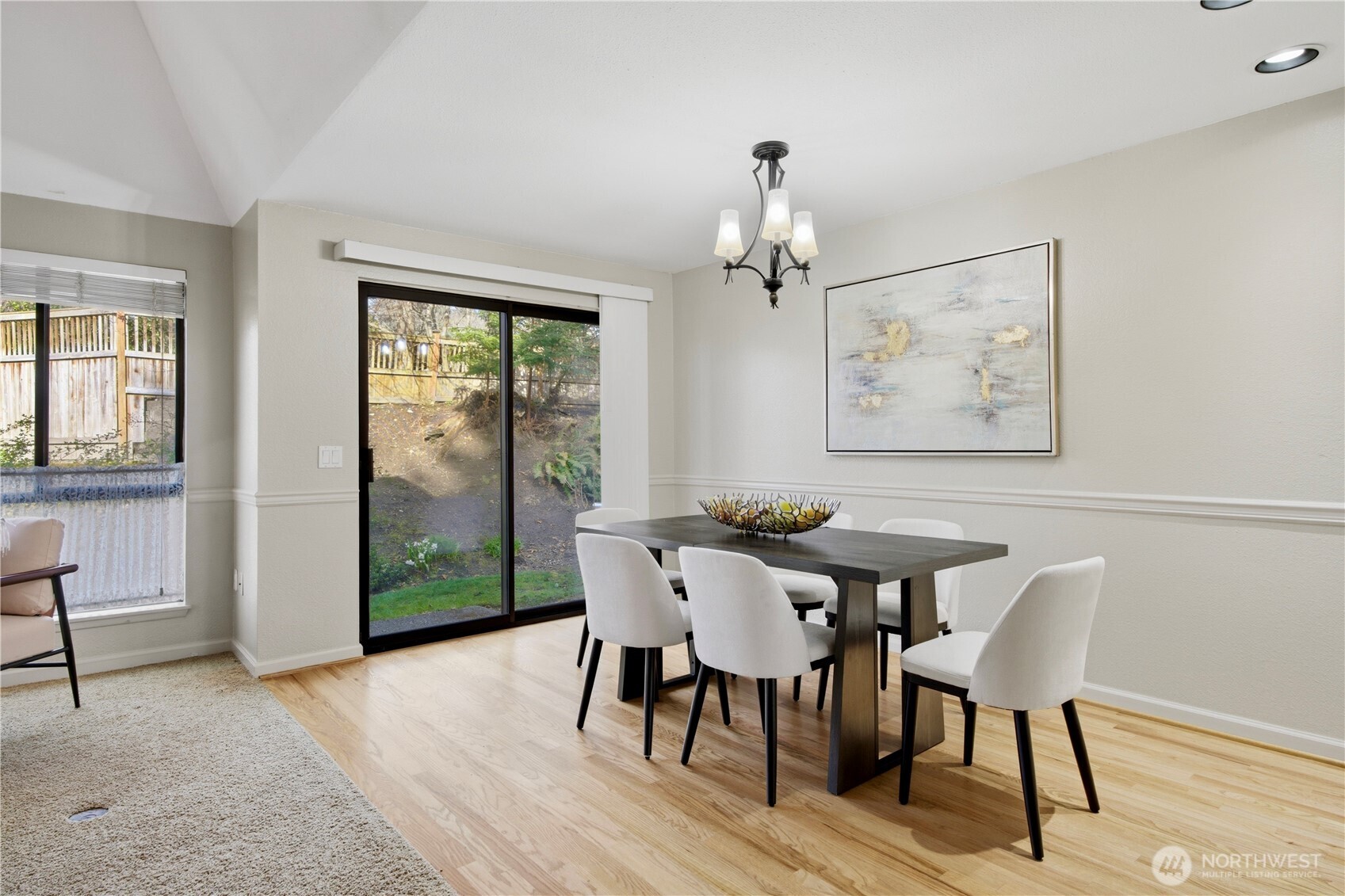 1619 102nd Place NE #B-2, Bellevue, WA 98004