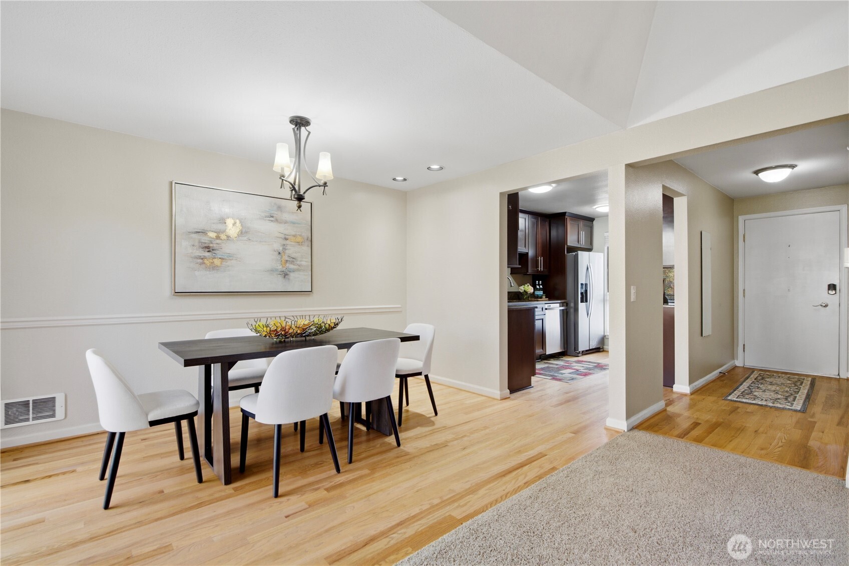 1619 102nd Place NE #B-2, Bellevue, WA 98004